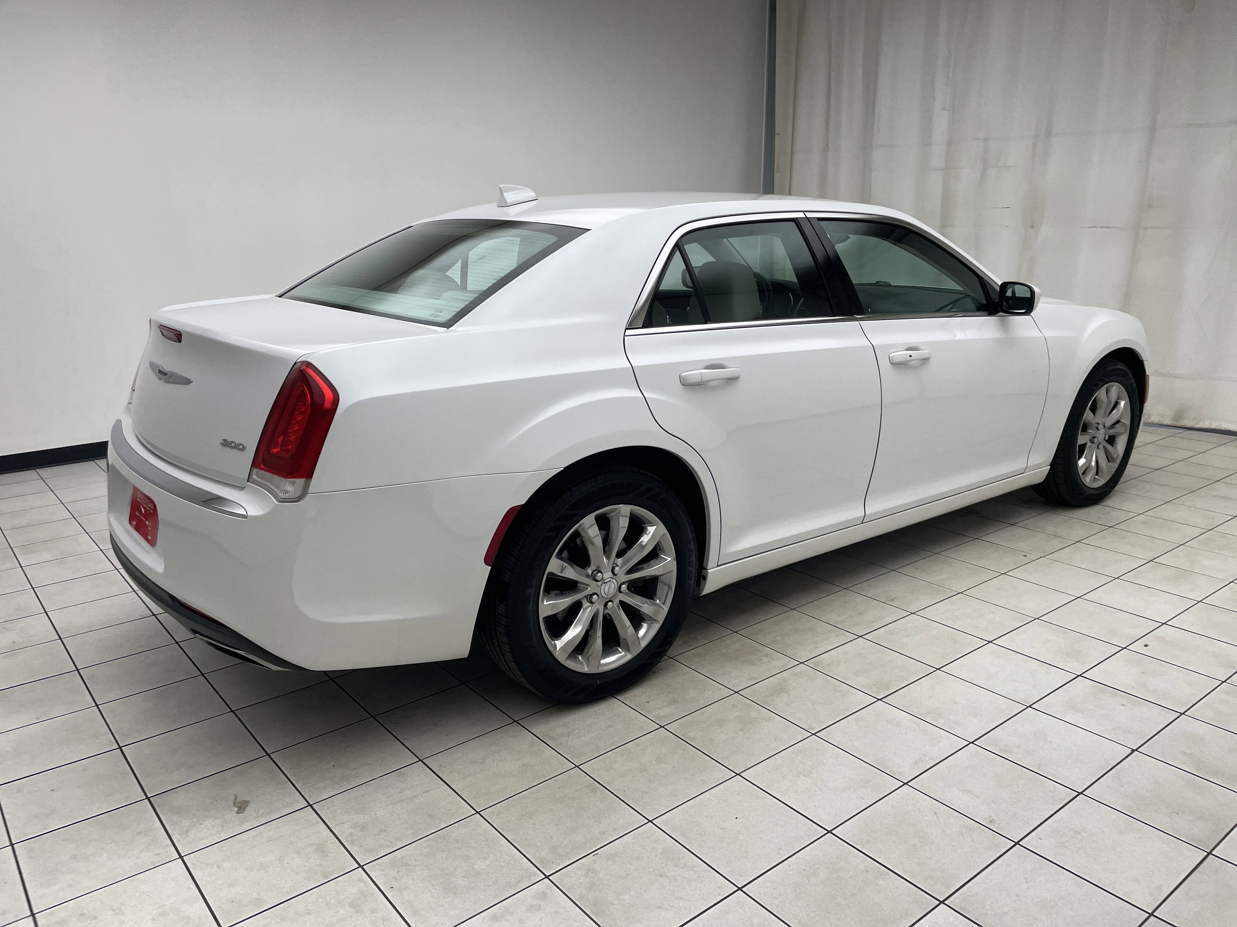 2015 Chrysler 300 Limited
