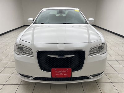 2015 Chrysler 300 Limited