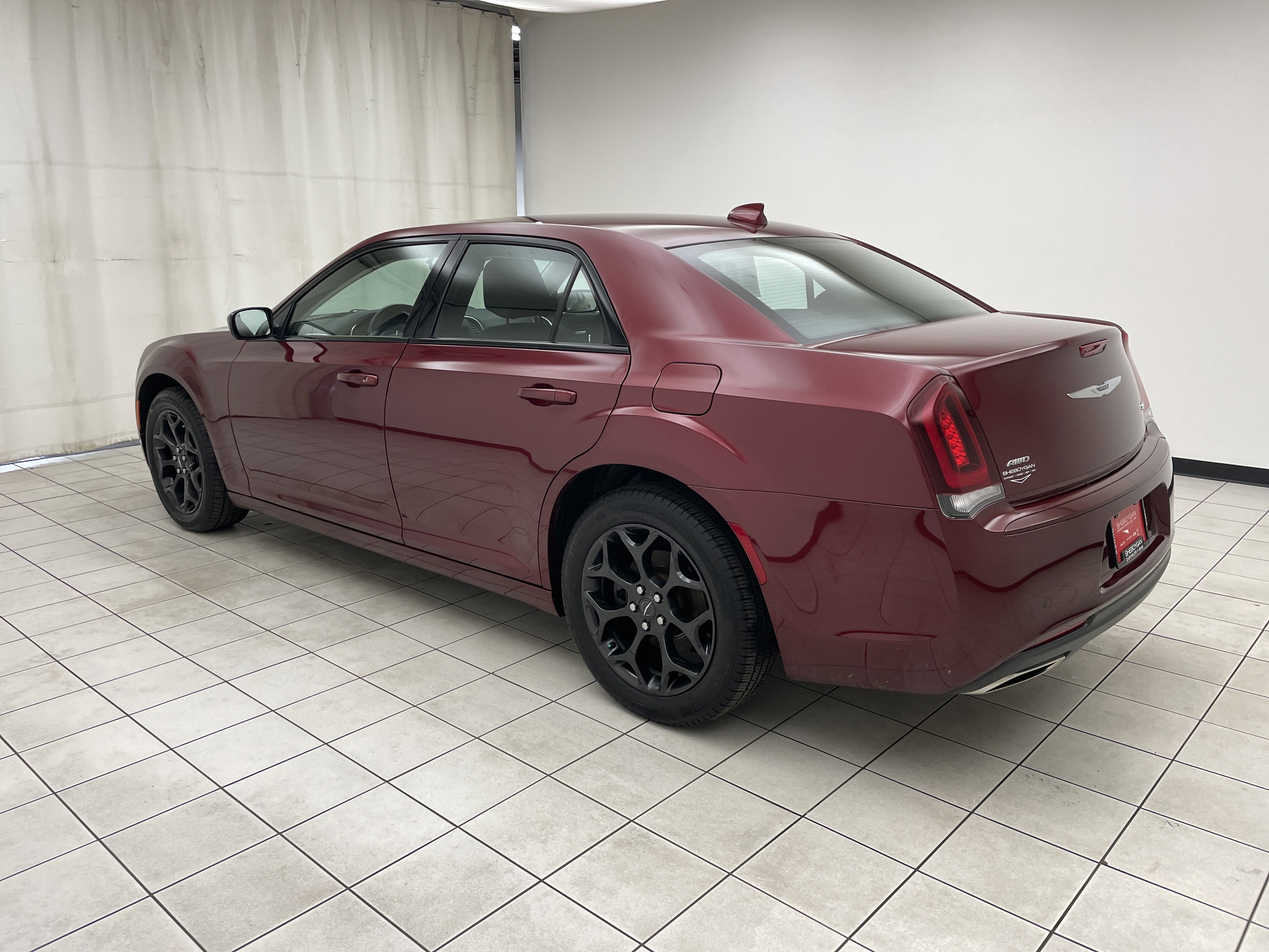 2019 Chrysler 300 Touring AWD