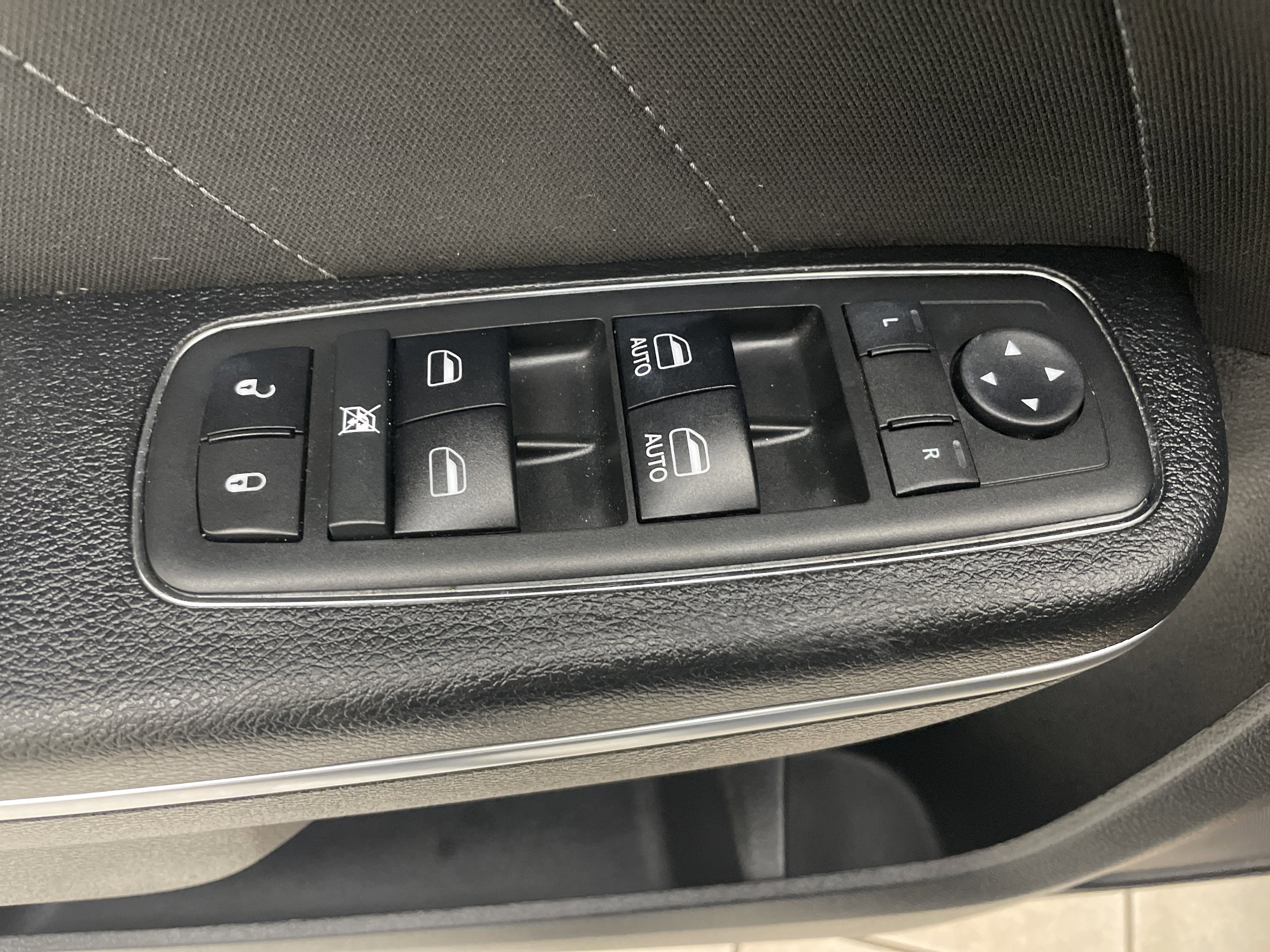 2018 Dodge Charger SXT Plus RWD