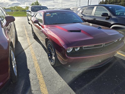 2018 Dodge Challenger SXT Plus