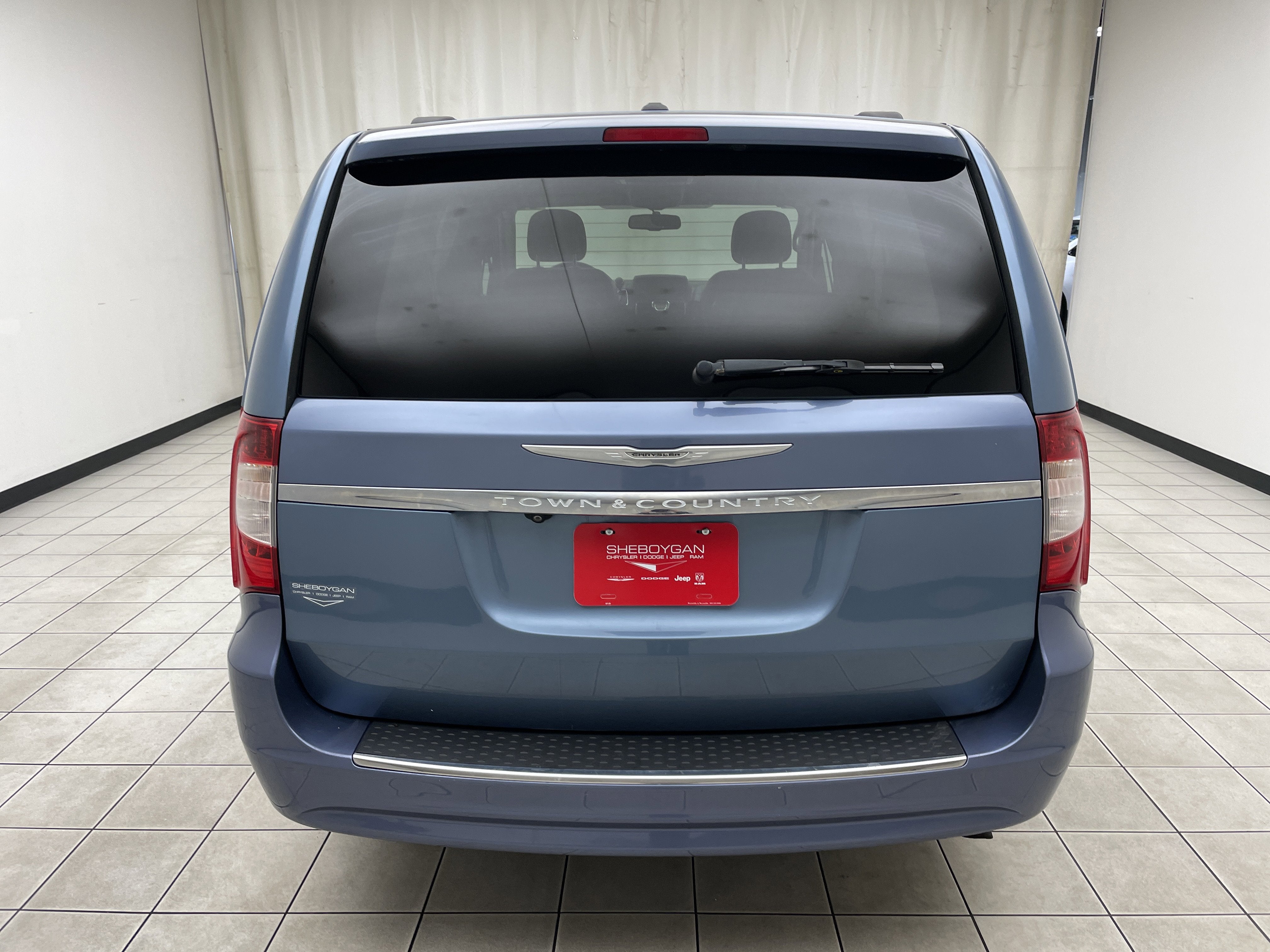 2012 Chrysler Town & Country Touring
