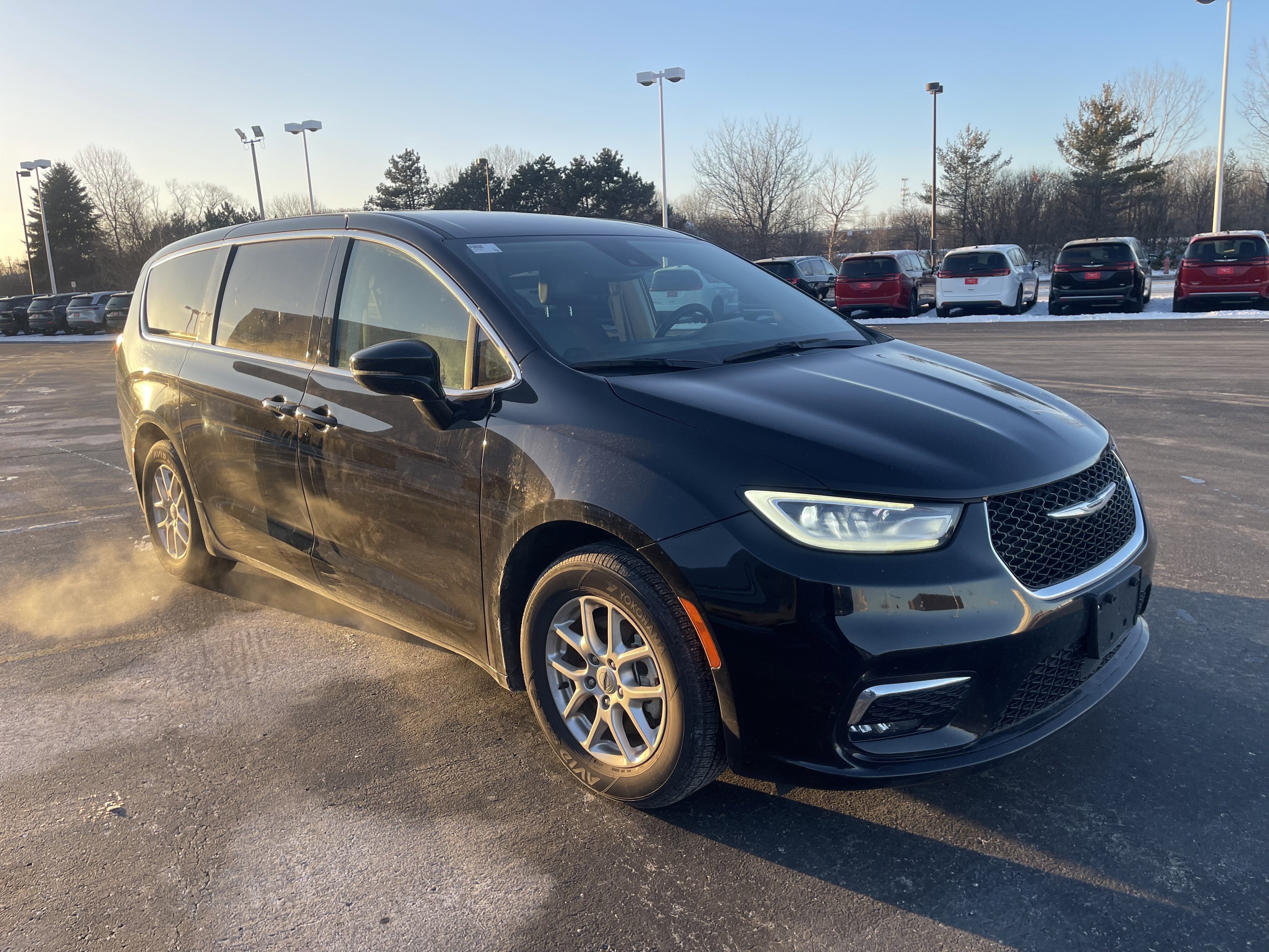 2024 Chrysler Pacifica Touring L