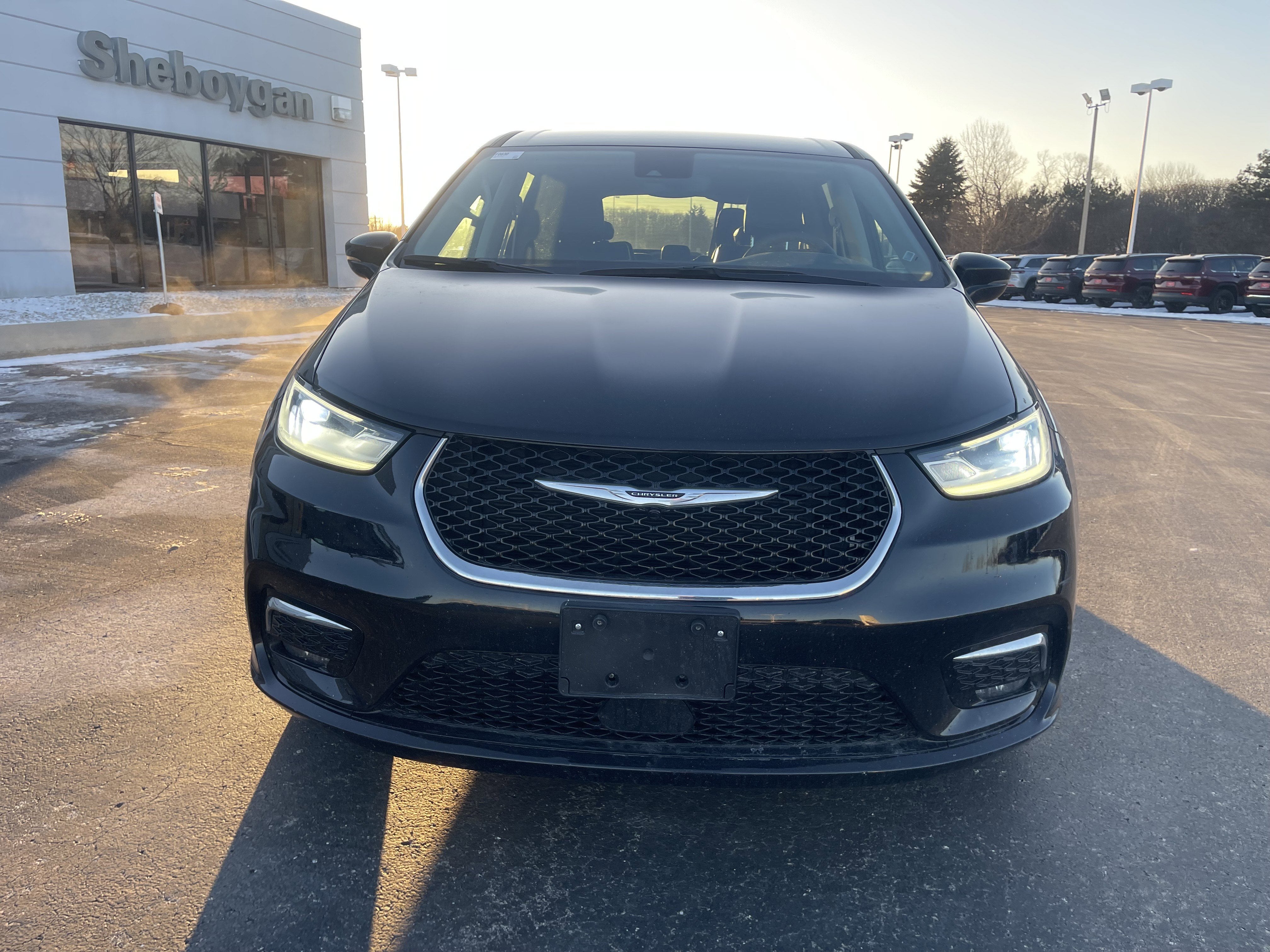 2024 Chrysler Pacifica Touring L