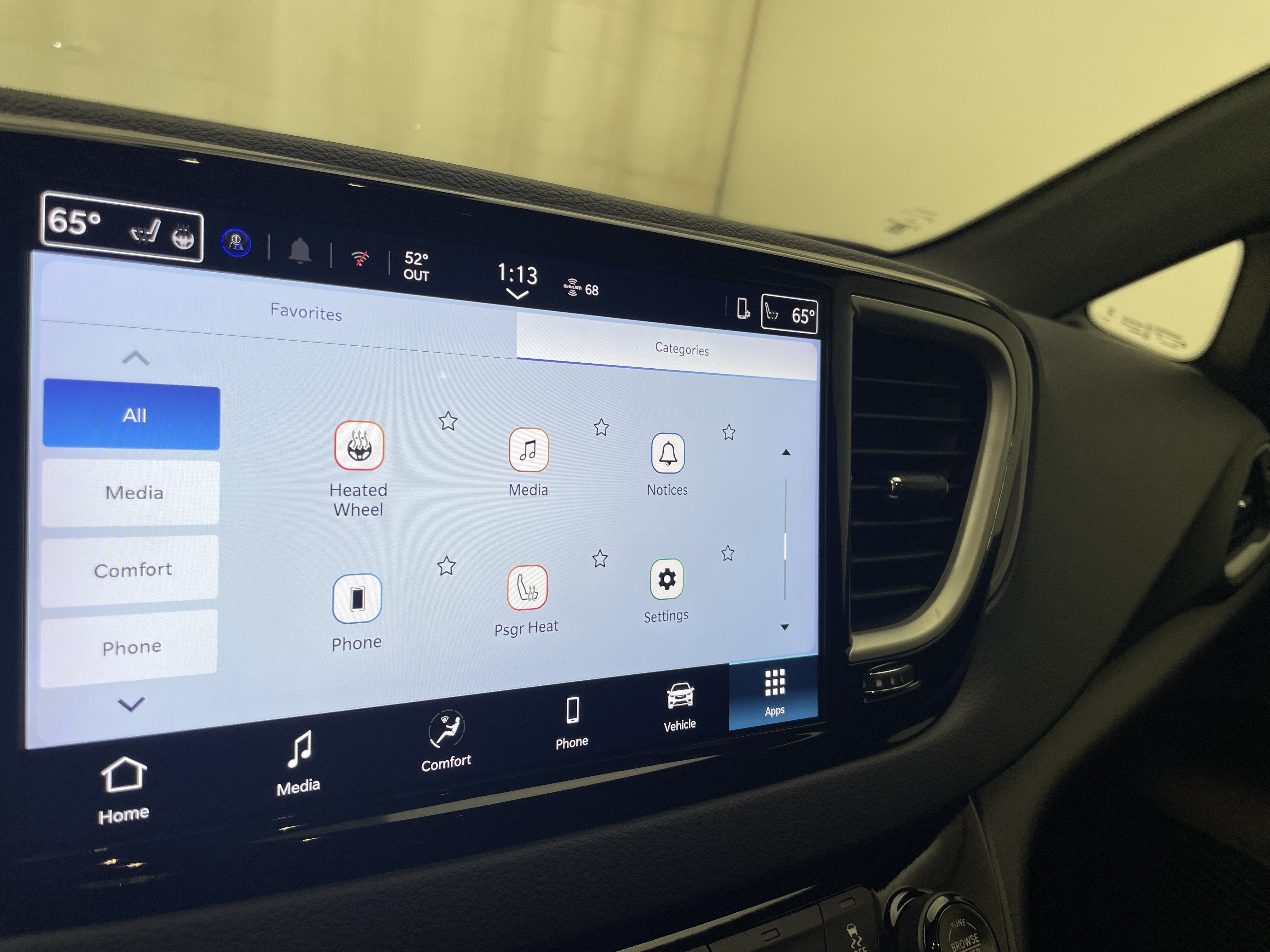 2025 Chrysler Pacifica Select
