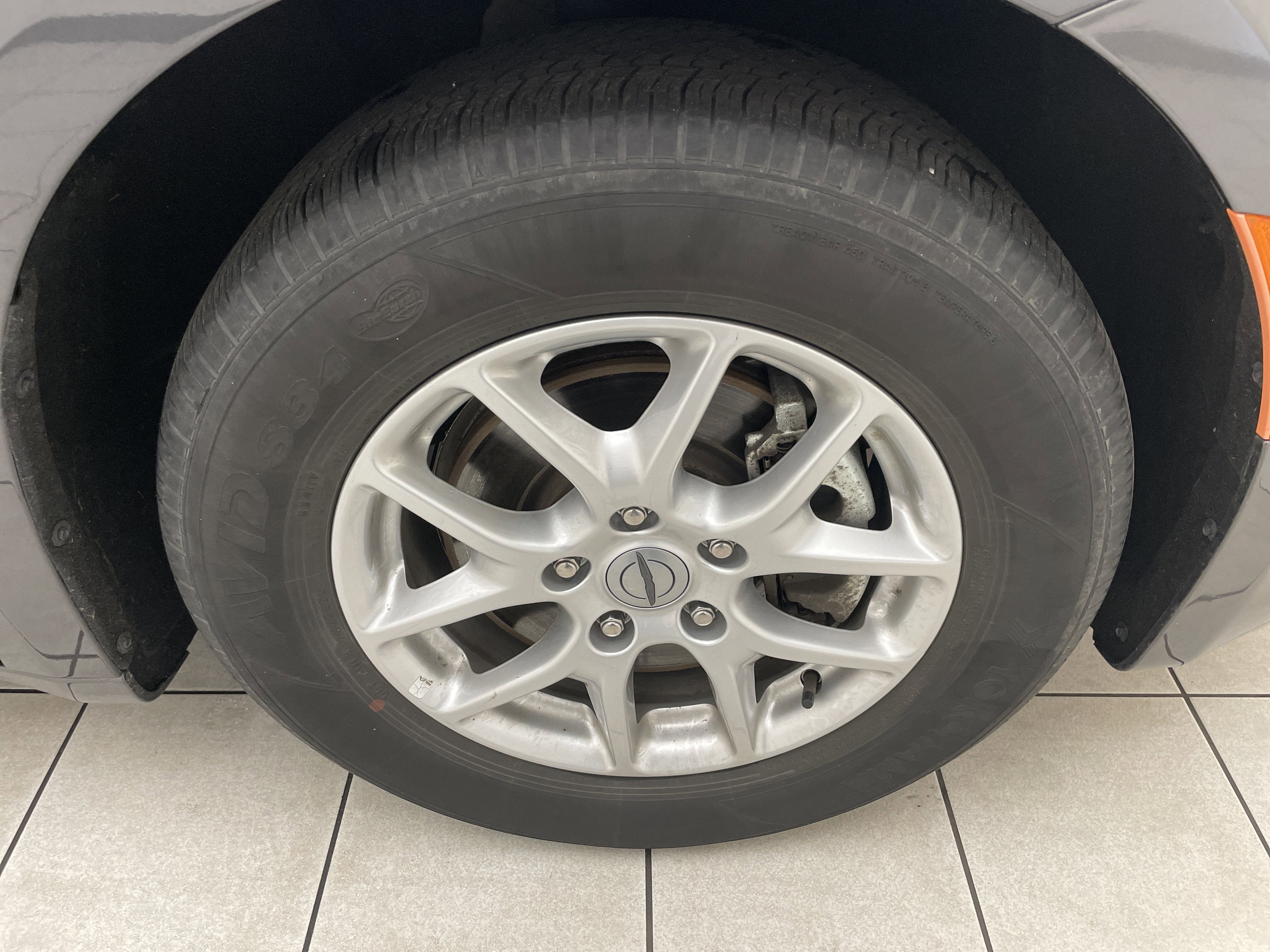 2023 Chrysler Voyager LX