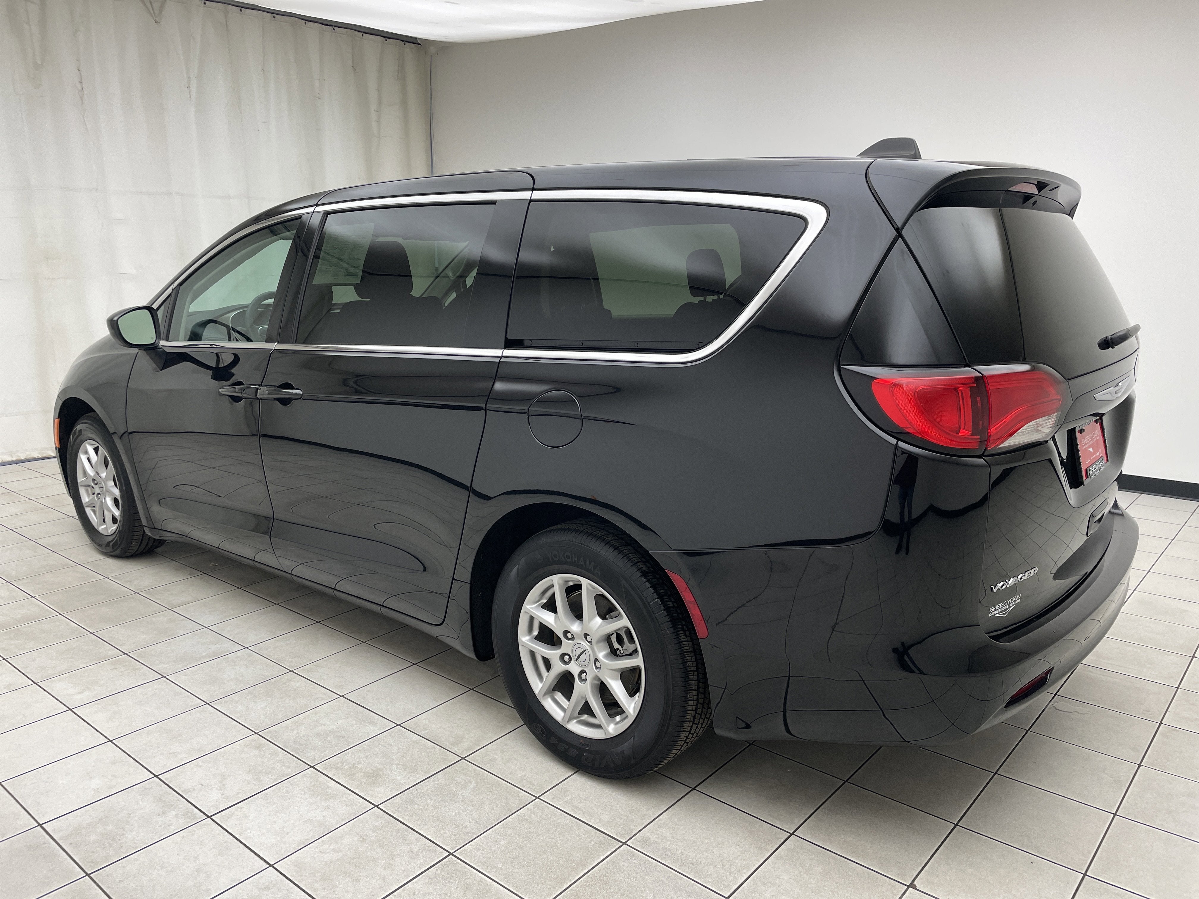 2024 Chrysler Voyager LX