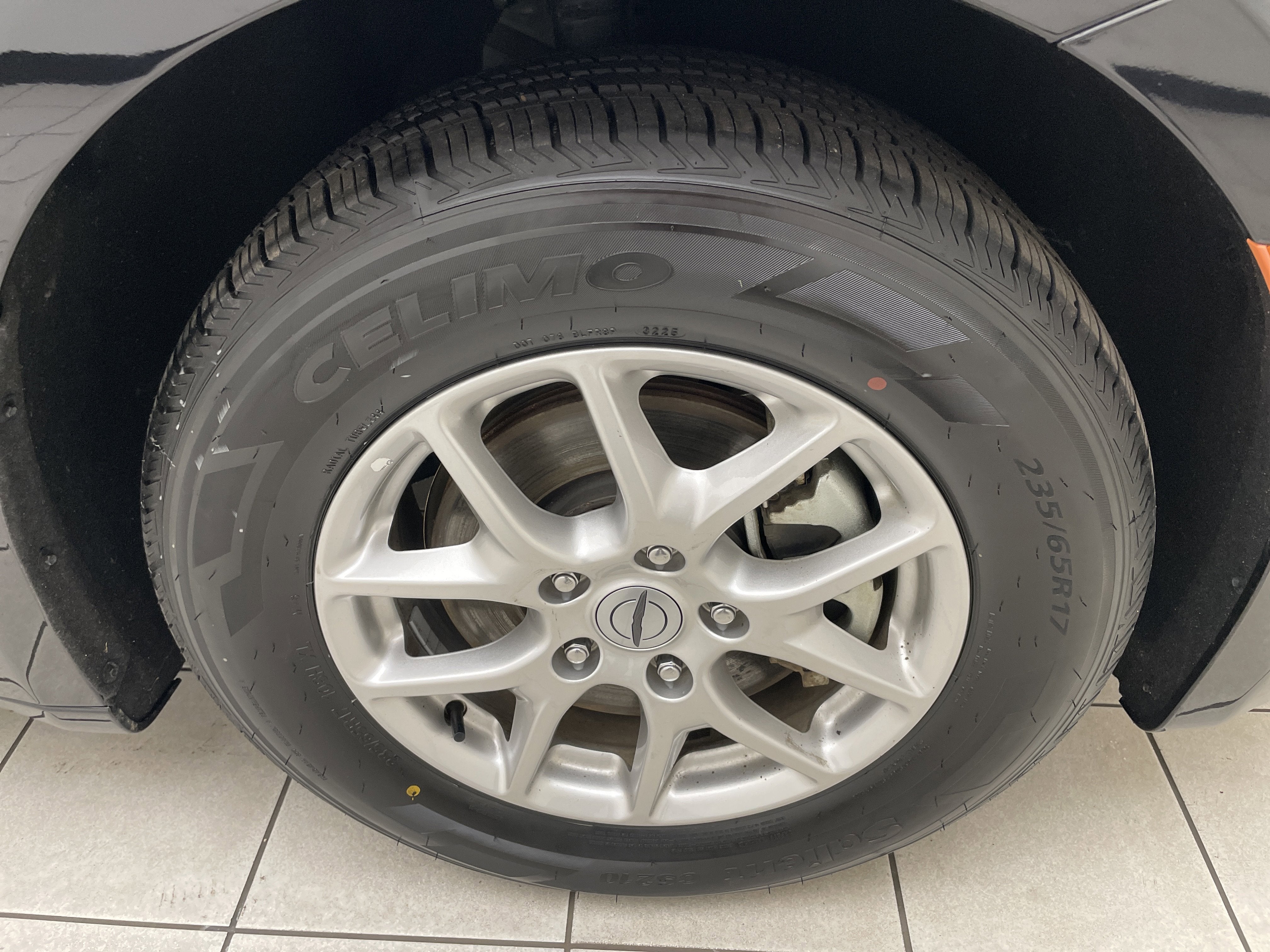 2024 Chrysler Voyager LX