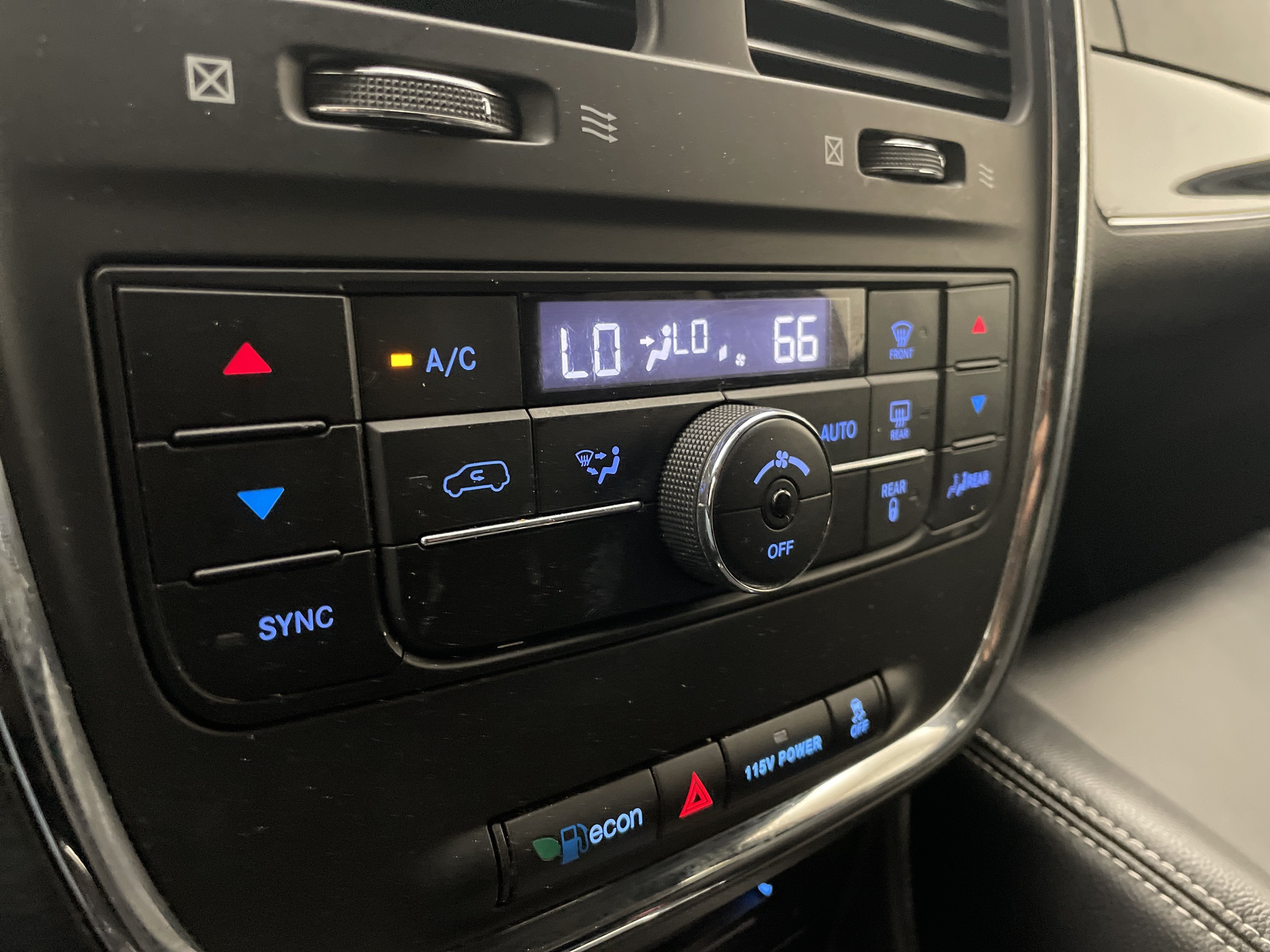 2015 Chrysler Town & Country S