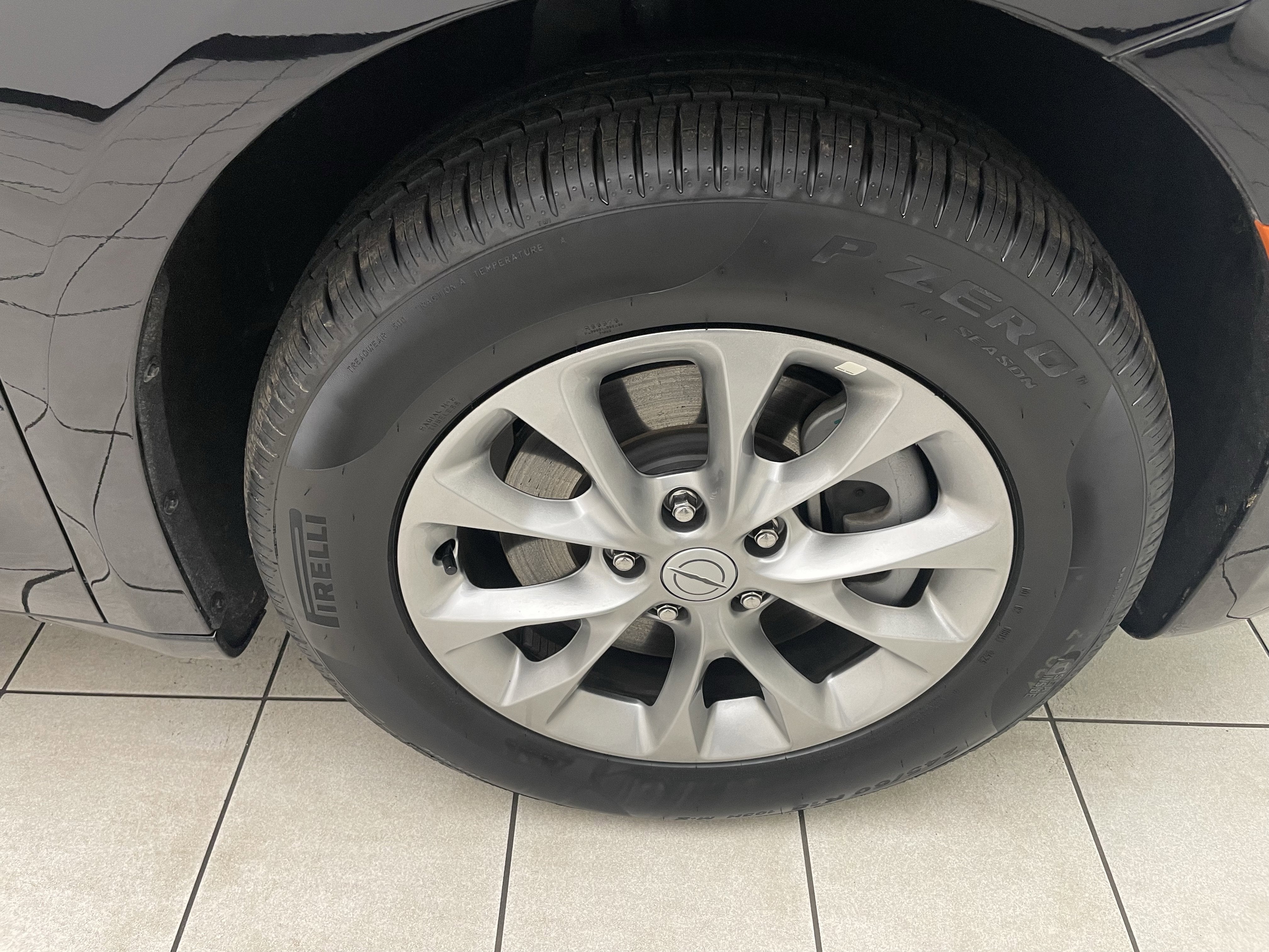 2026 Chrysler Pacifica Select AWD