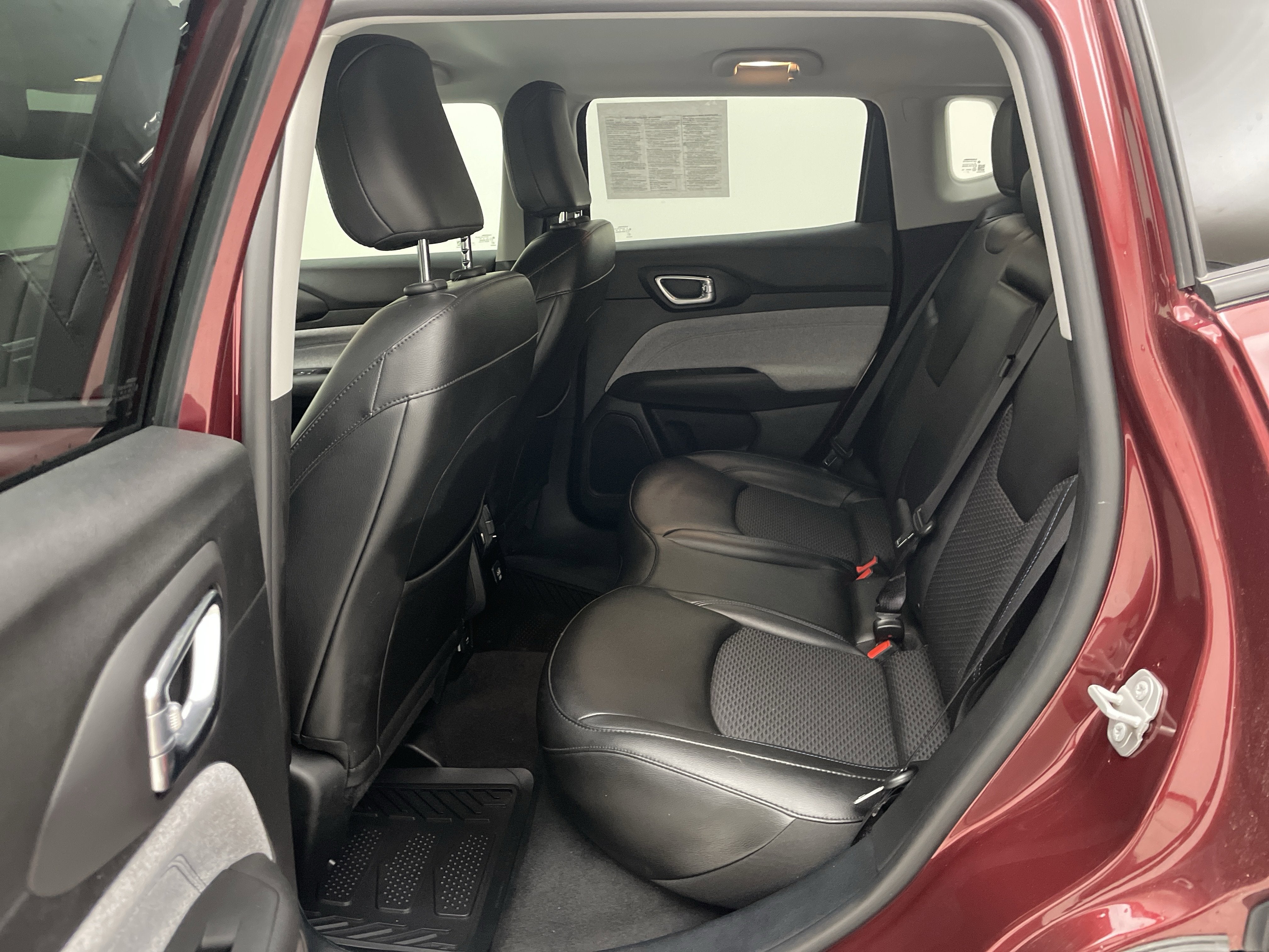 2022 Jeep Compass Latitude FWD