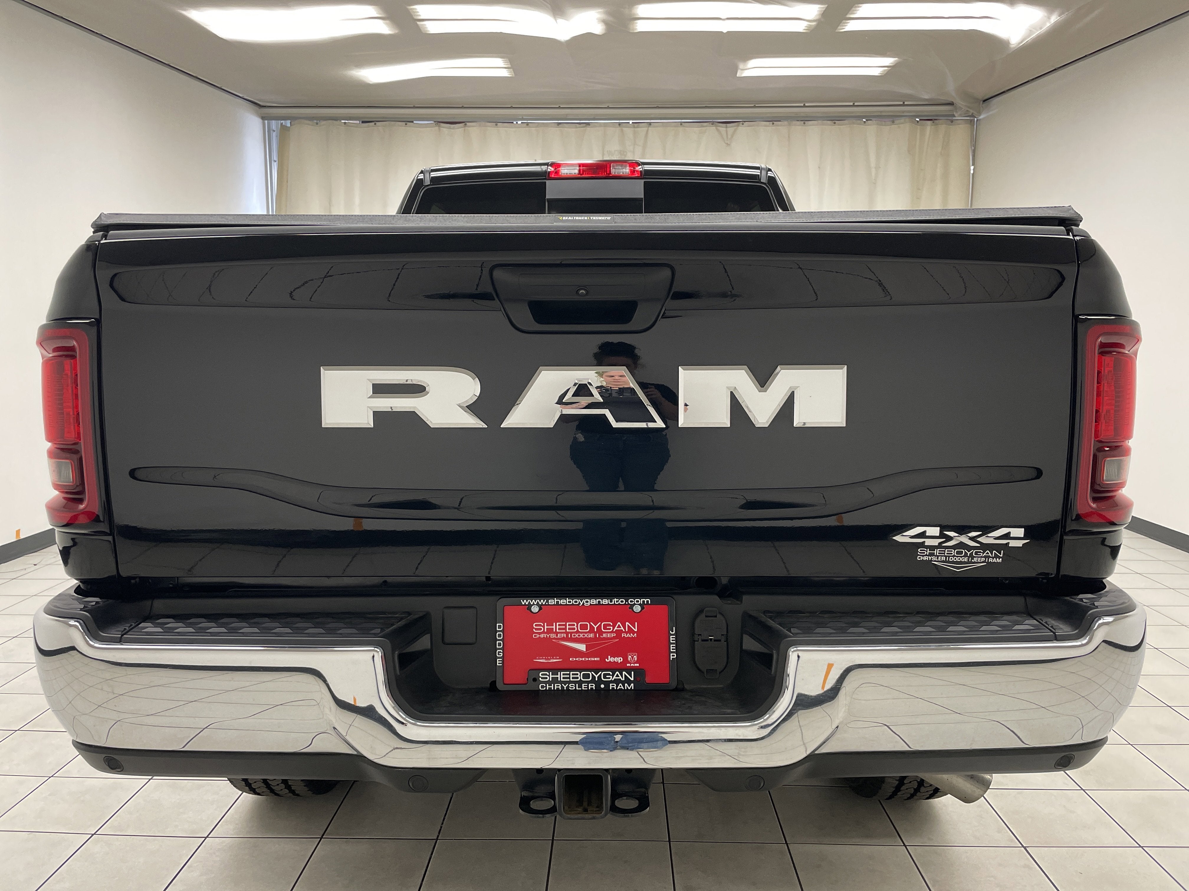 2025 RAM 2500 Tradesman Crew Cab 4x4 6'4' Box