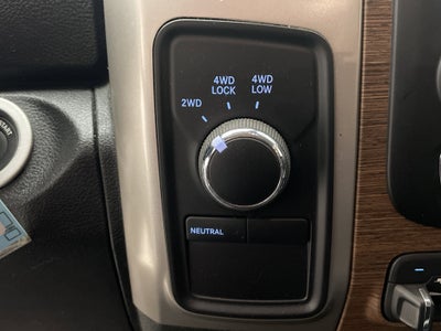 2017 RAM 2500 Laramie Crew Cab 4x4 6'4' Box