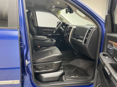 2017 RAM 2500 Laramie Crew Cab 4x4 6'4' Box