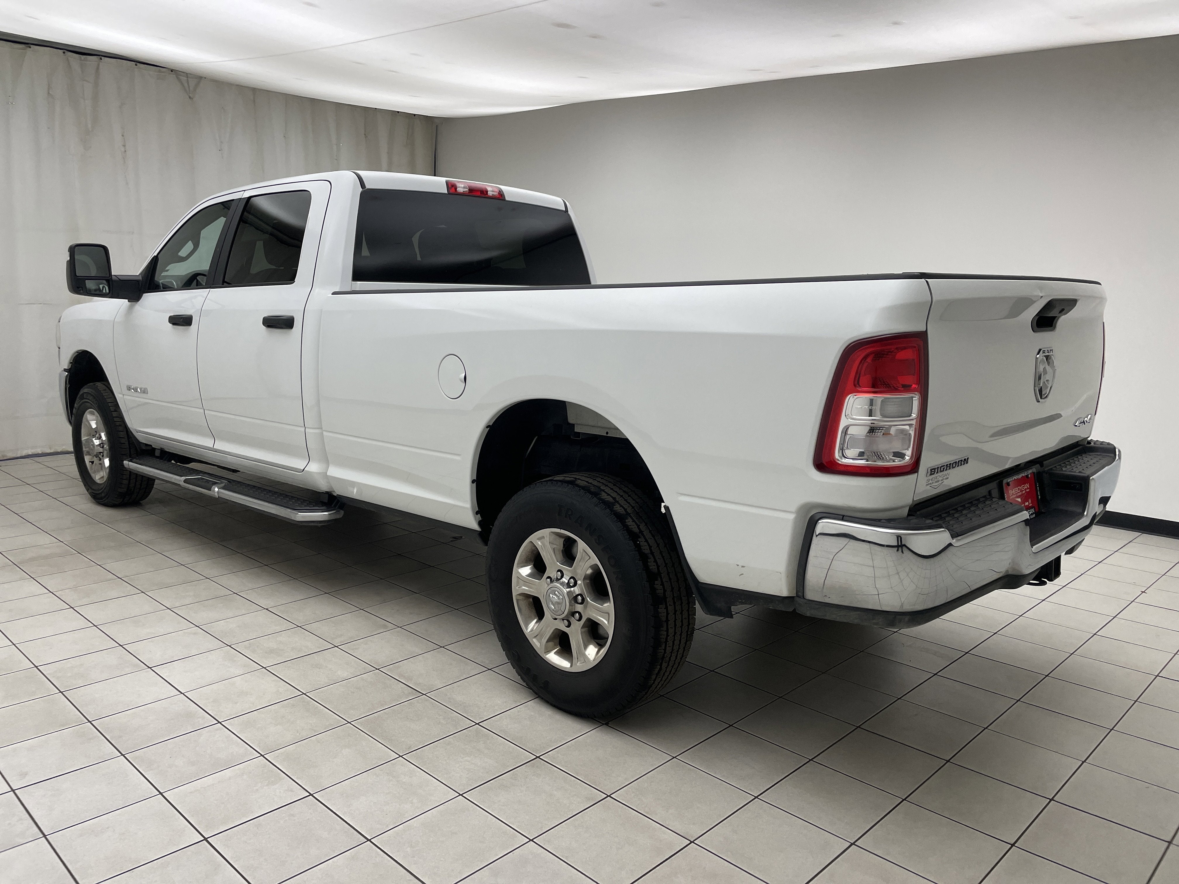 2024 RAM 2500 Big Horn Crew Cab 4x4 8' Box