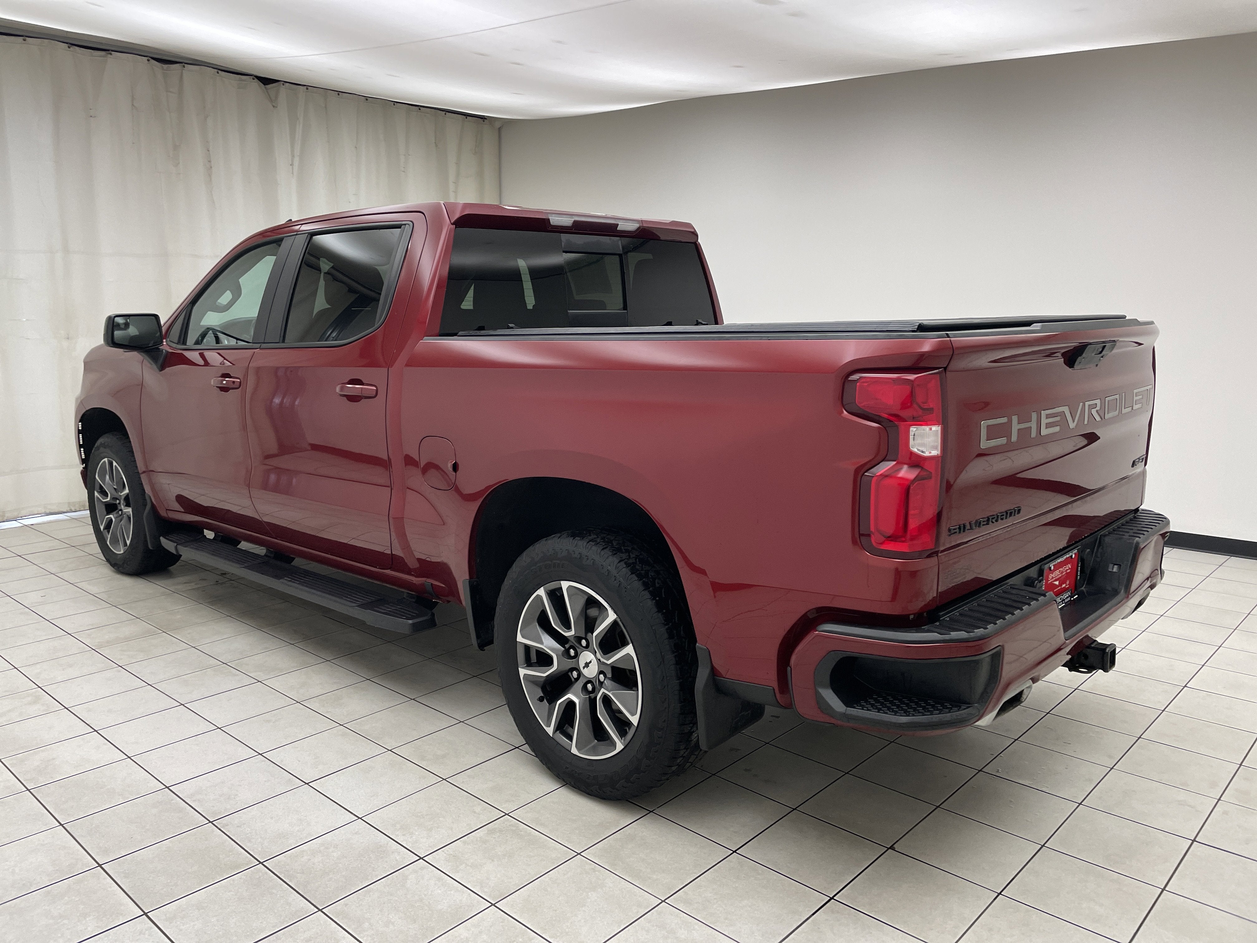 2020 Chevrolet Silverado 1500 4WD Crew Cab Short Bed RST
