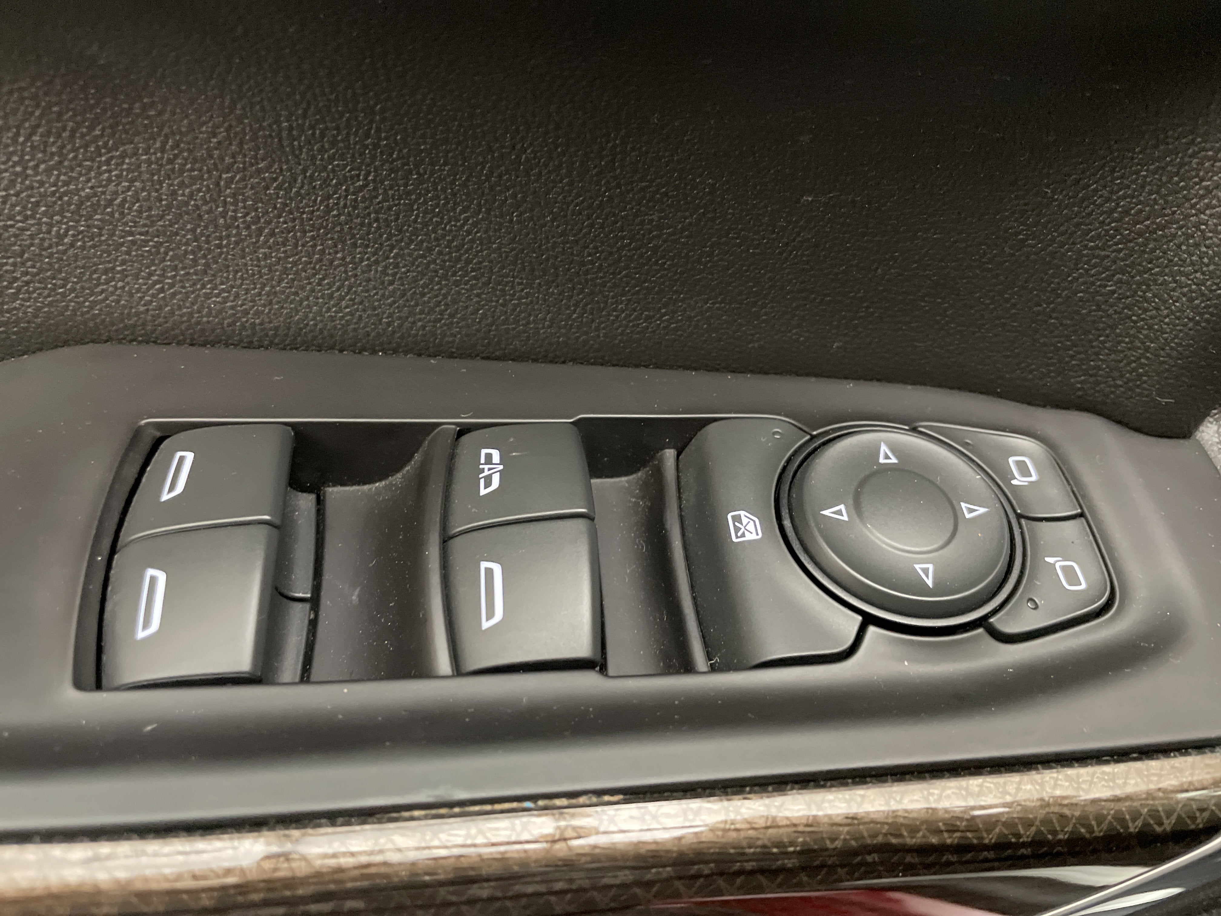 2020 Chevrolet Silverado 1500 4WD Crew Cab Short Bed RST