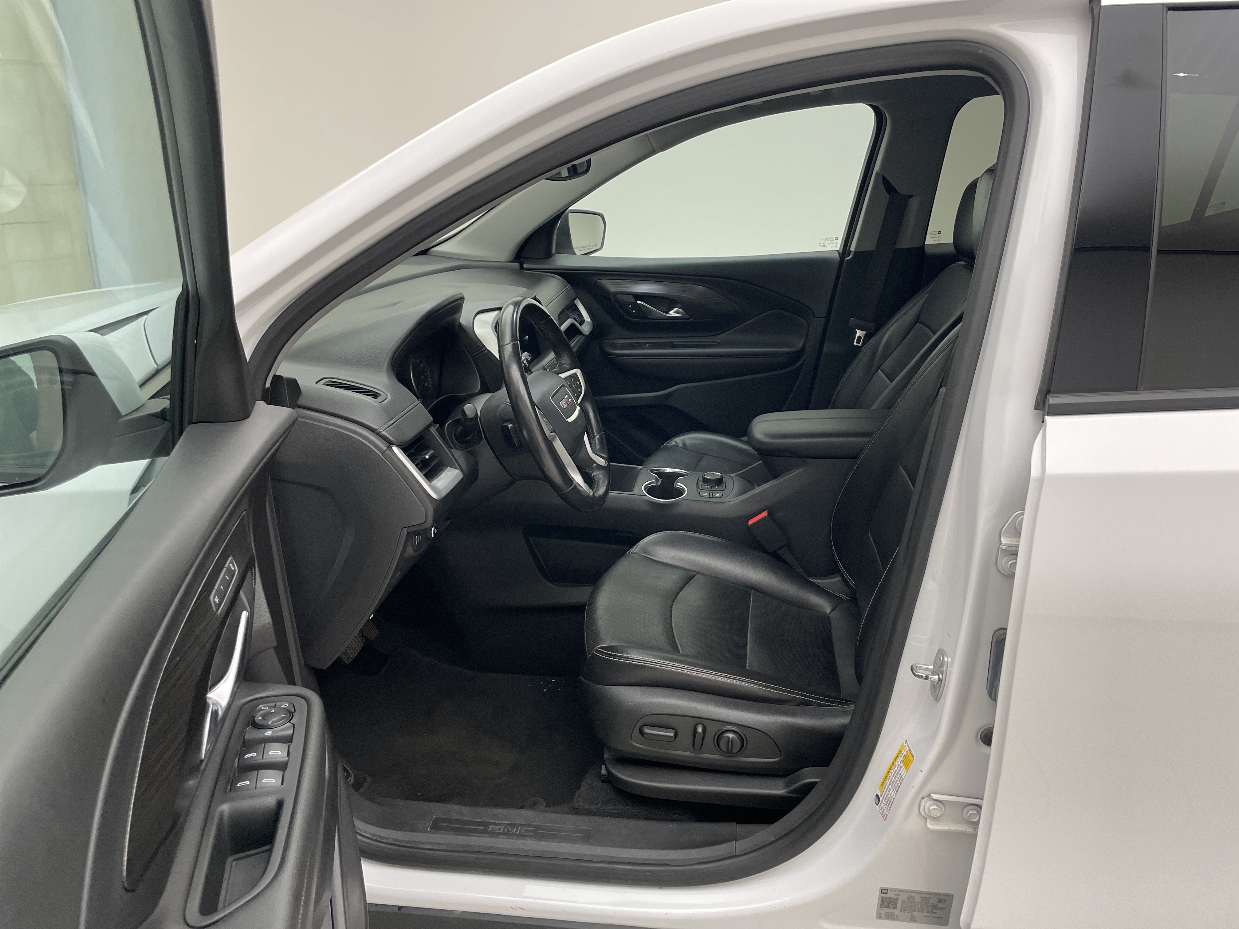 2022 GMC Terrain AWD SLT