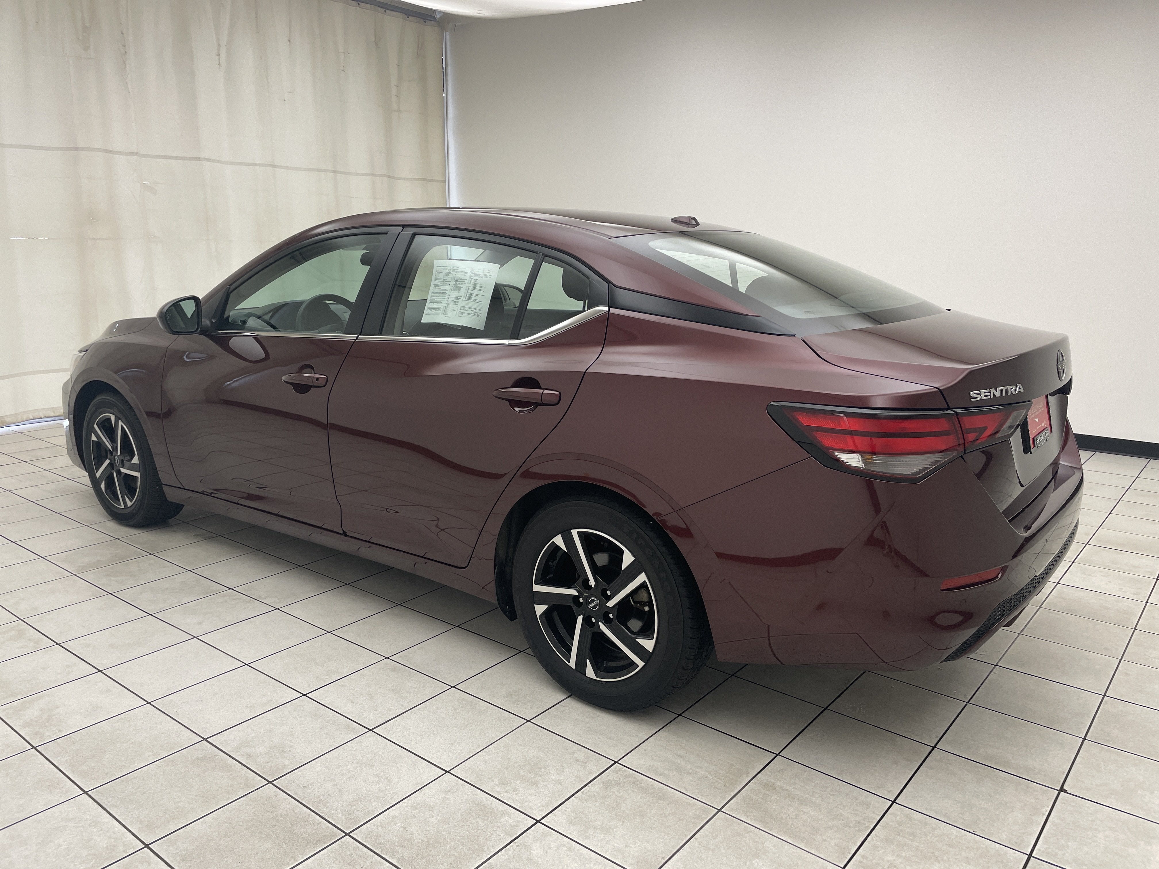2024 Nissan Sentra SV Xtronic CVT