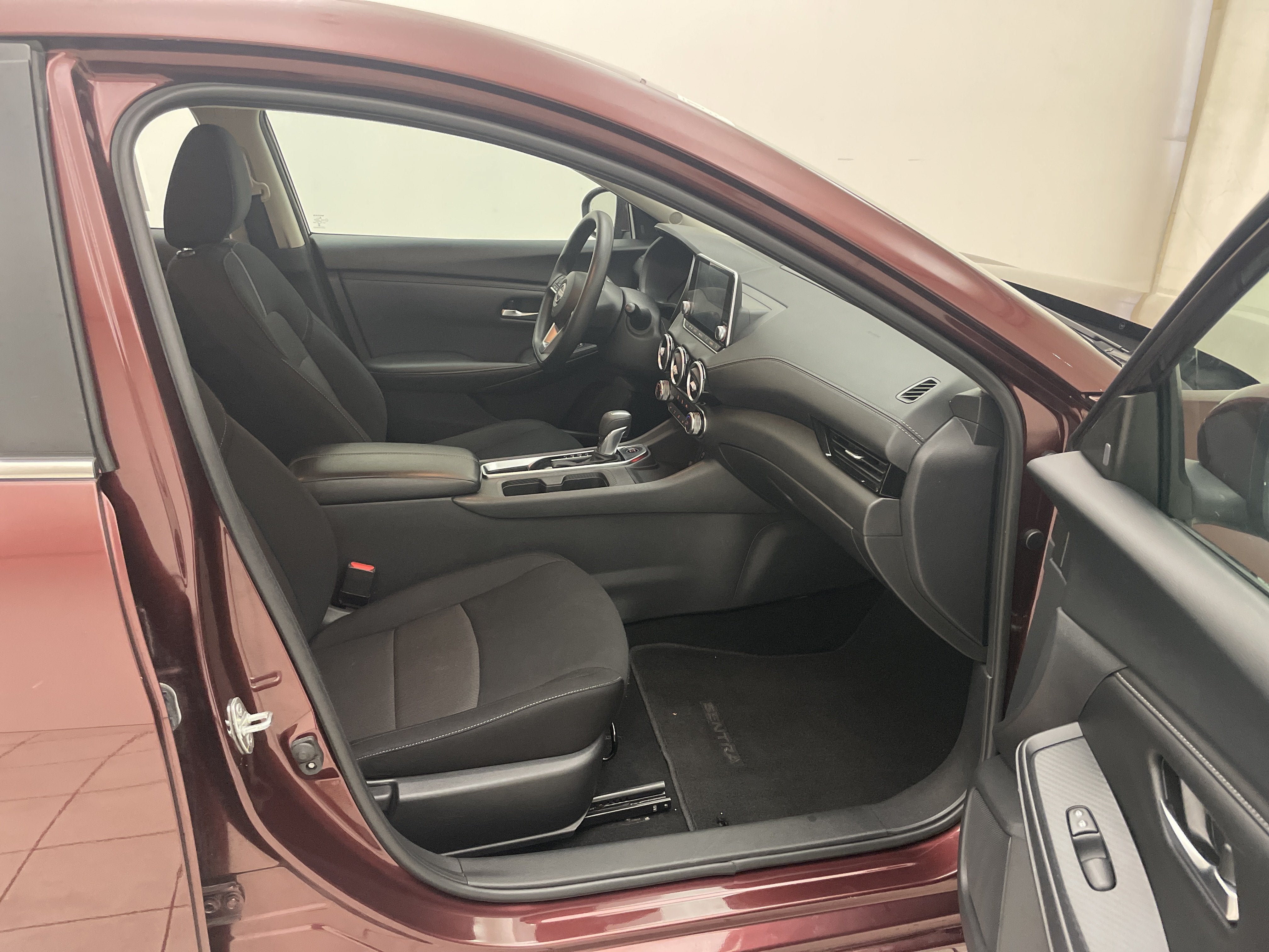 2024 Nissan Sentra SV Xtronic CVT
