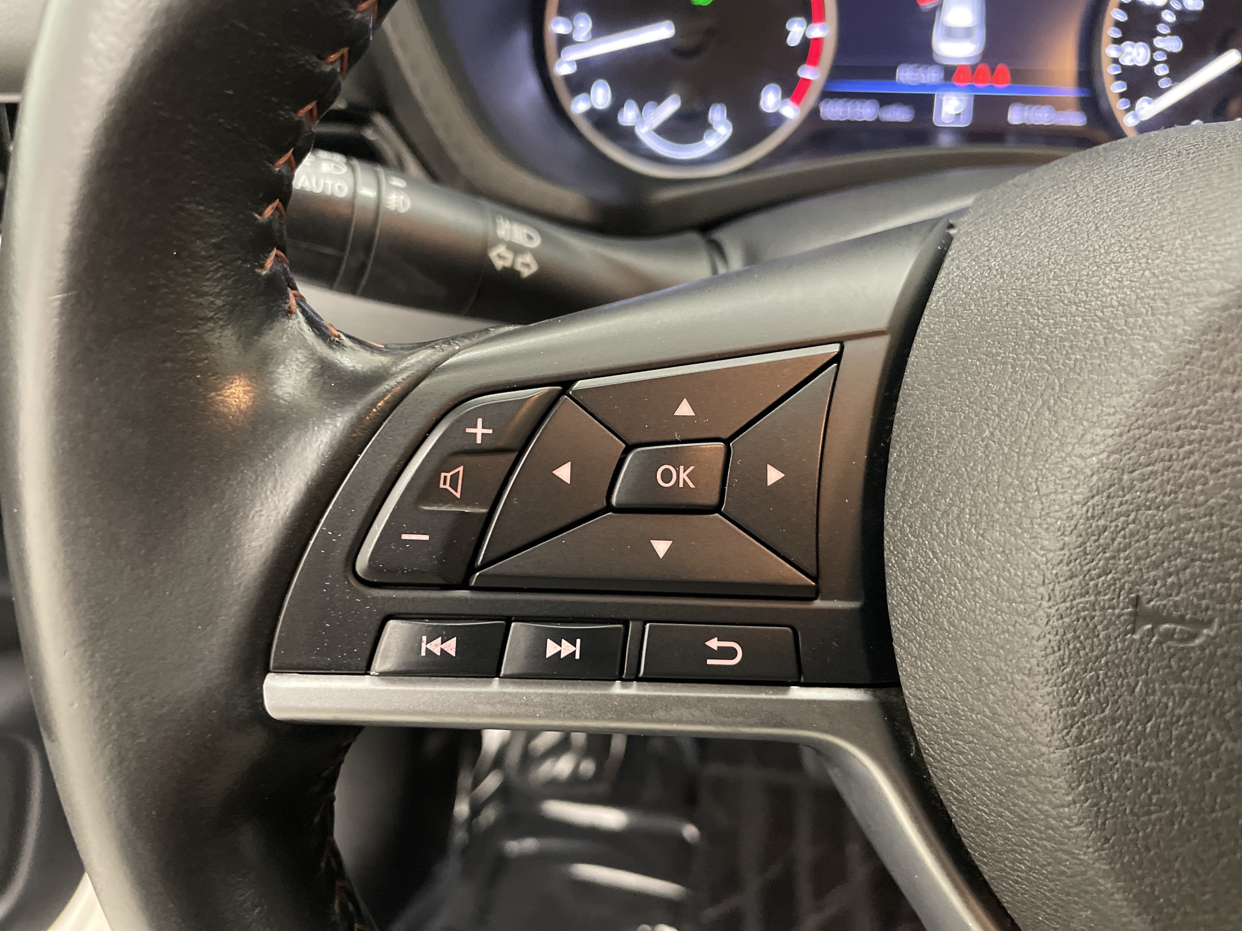2022 Nissan Sentra SR Xtronic CVT