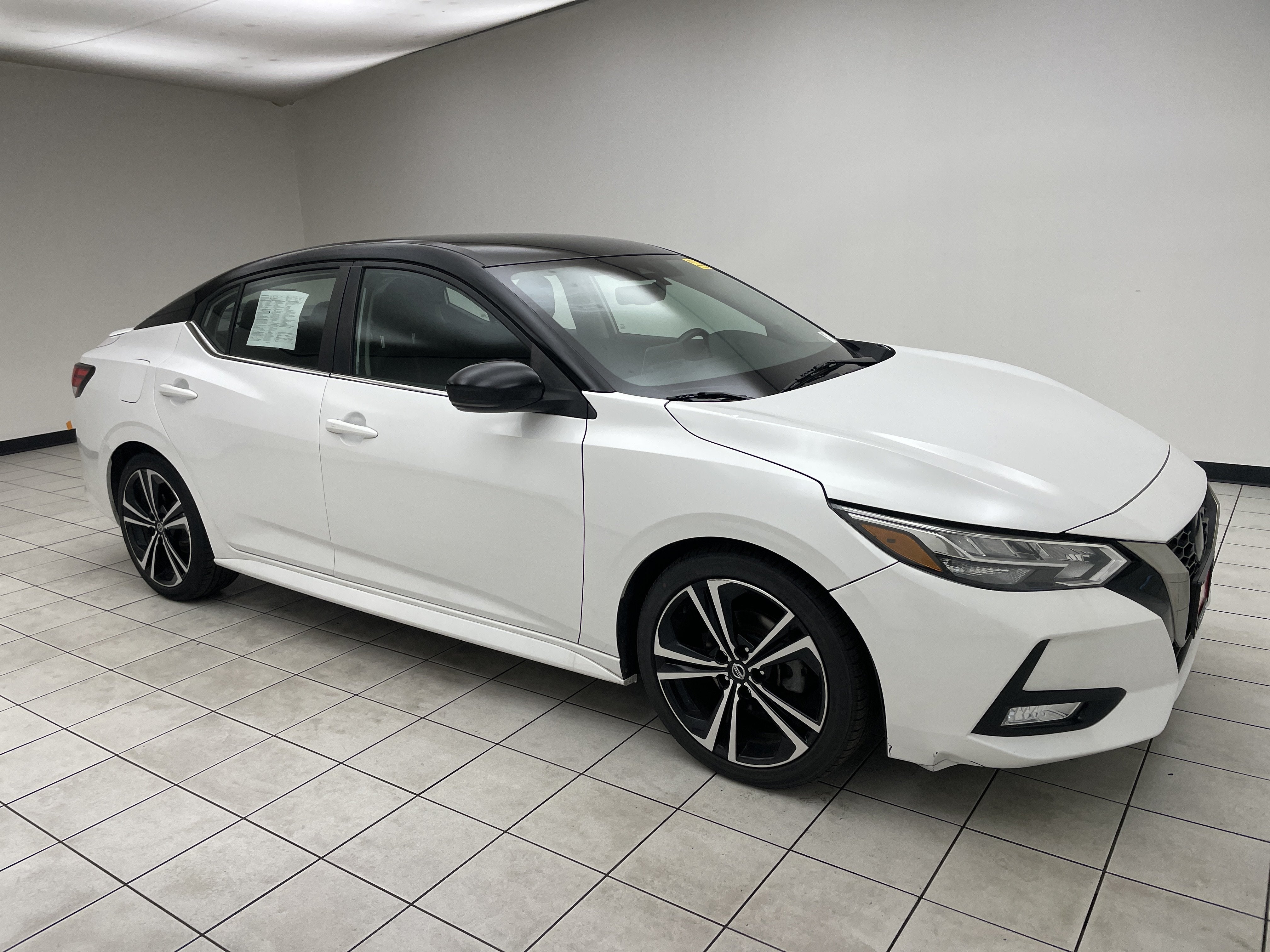 2022 Nissan Sentra SR Xtronic CVT