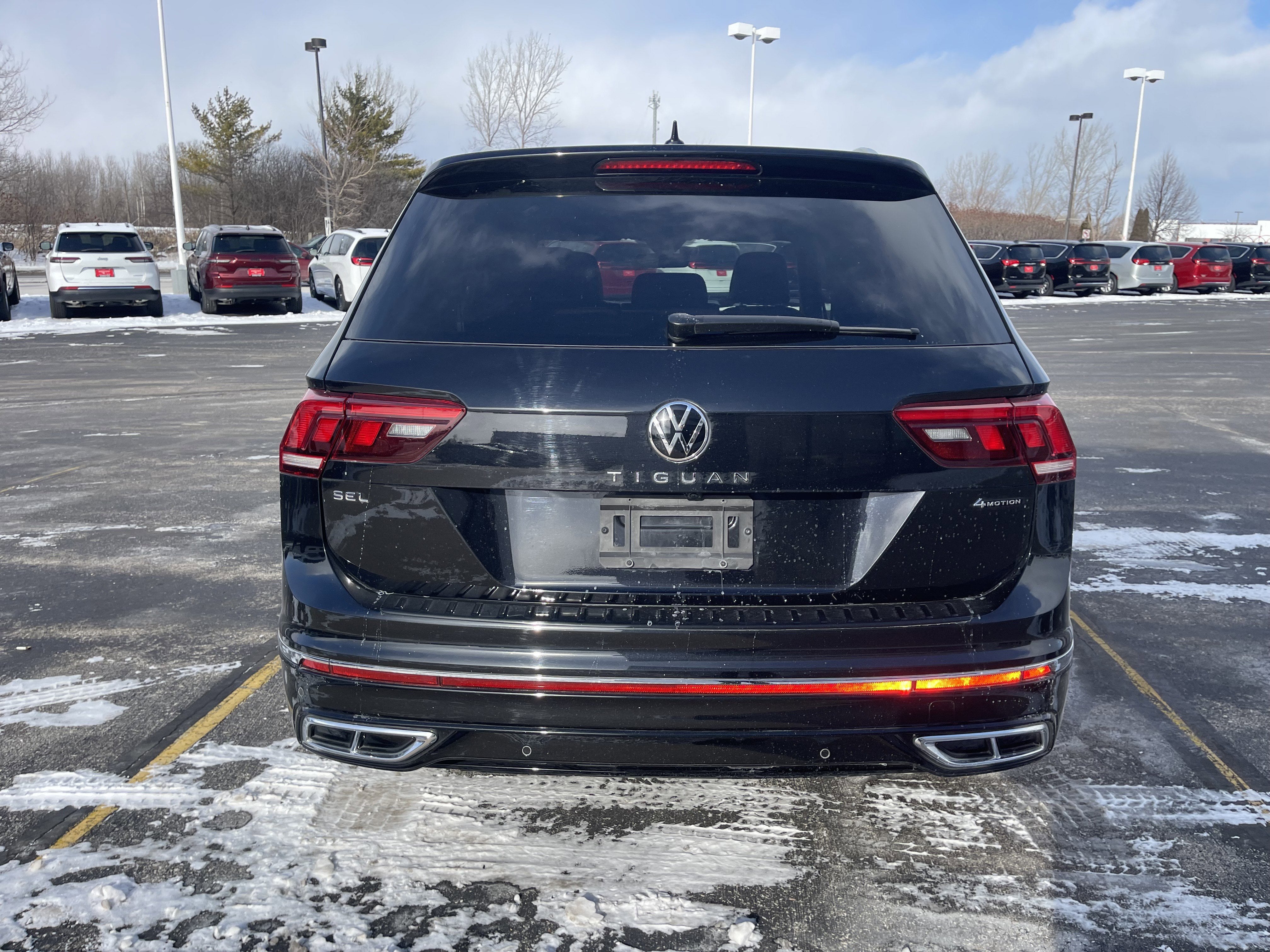 2024 Volkswagen Tiguan 2.0T SEL R-Line