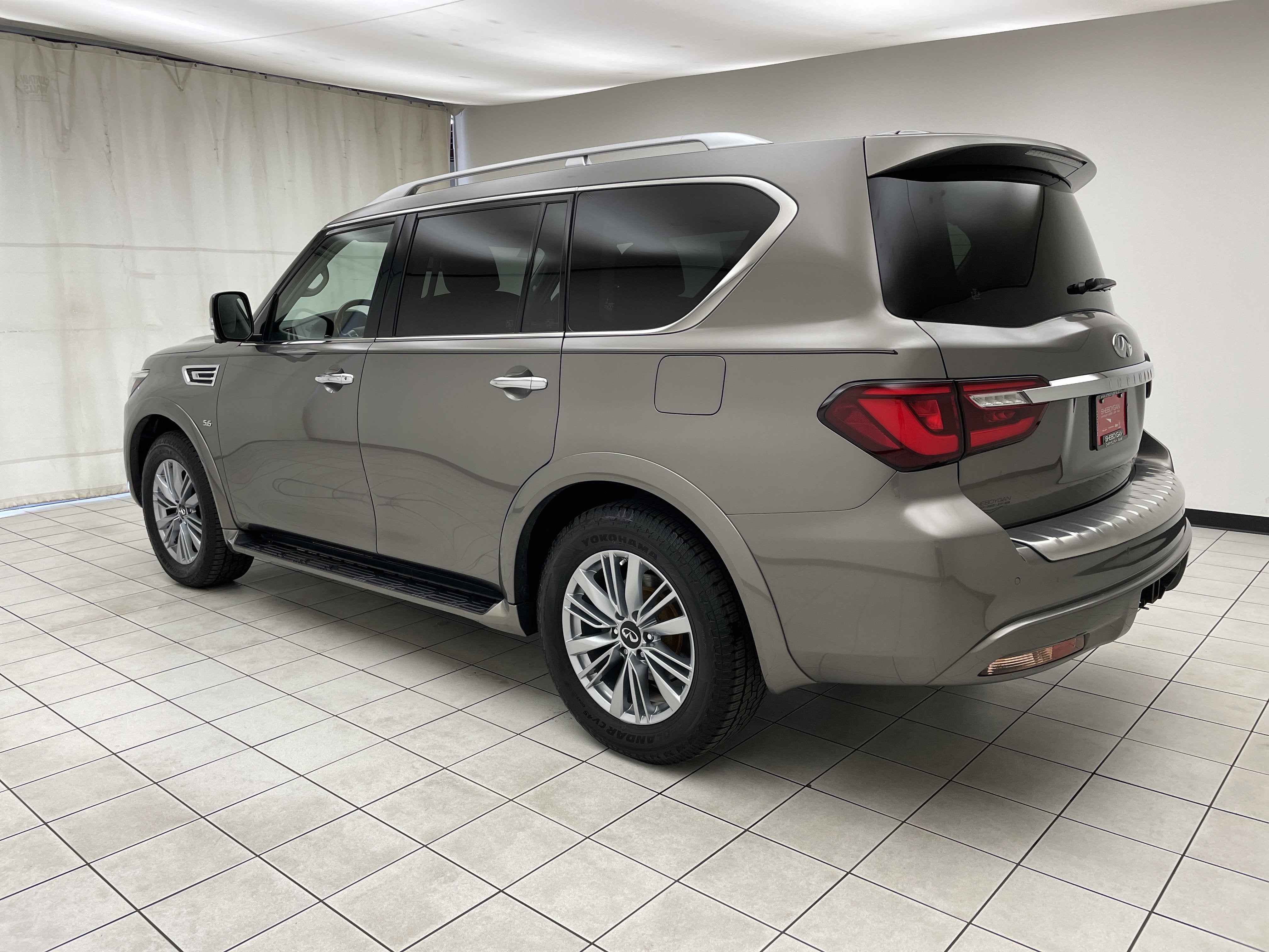 2019 INFINITI QX80 LUXE