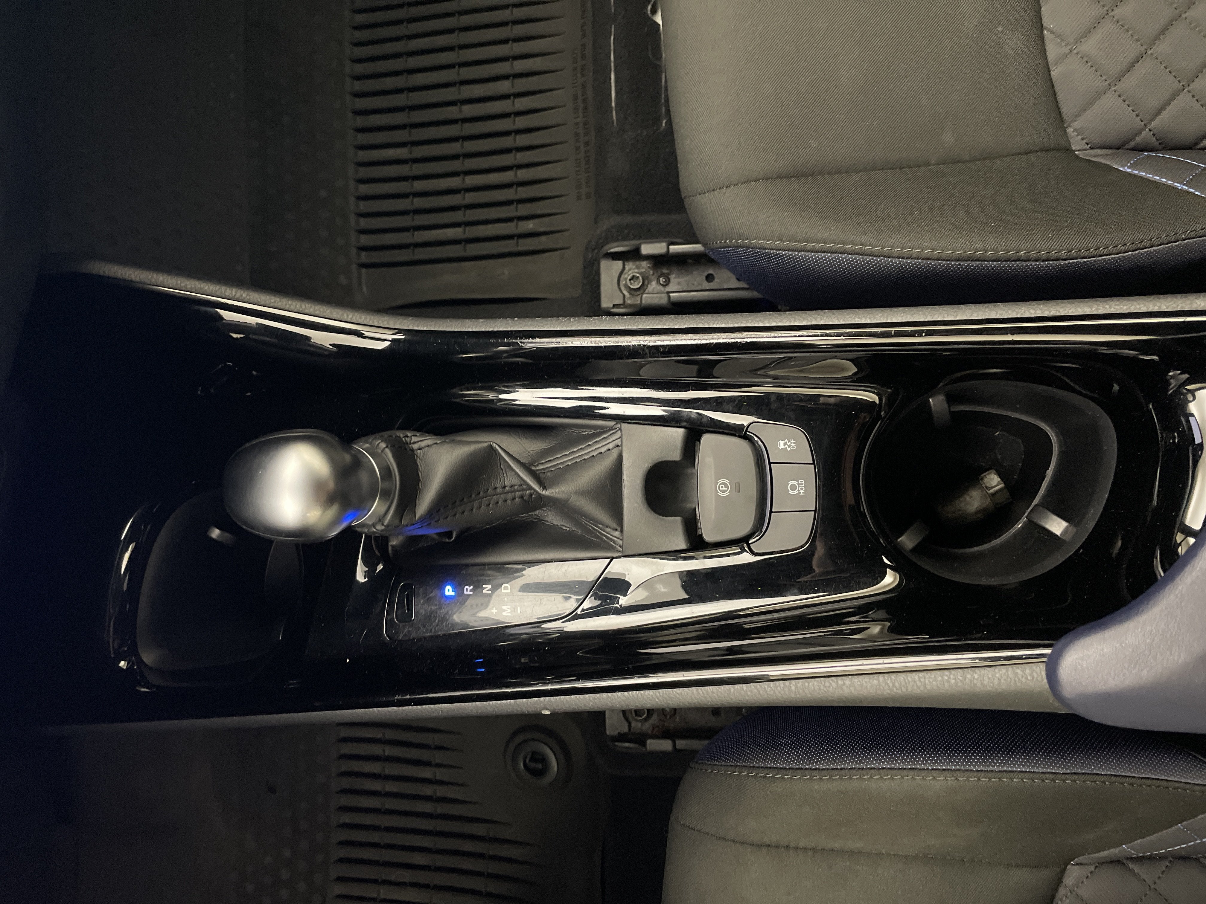 2020 Toyota C-HR LE