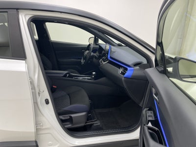 2020 Toyota C-HR LE