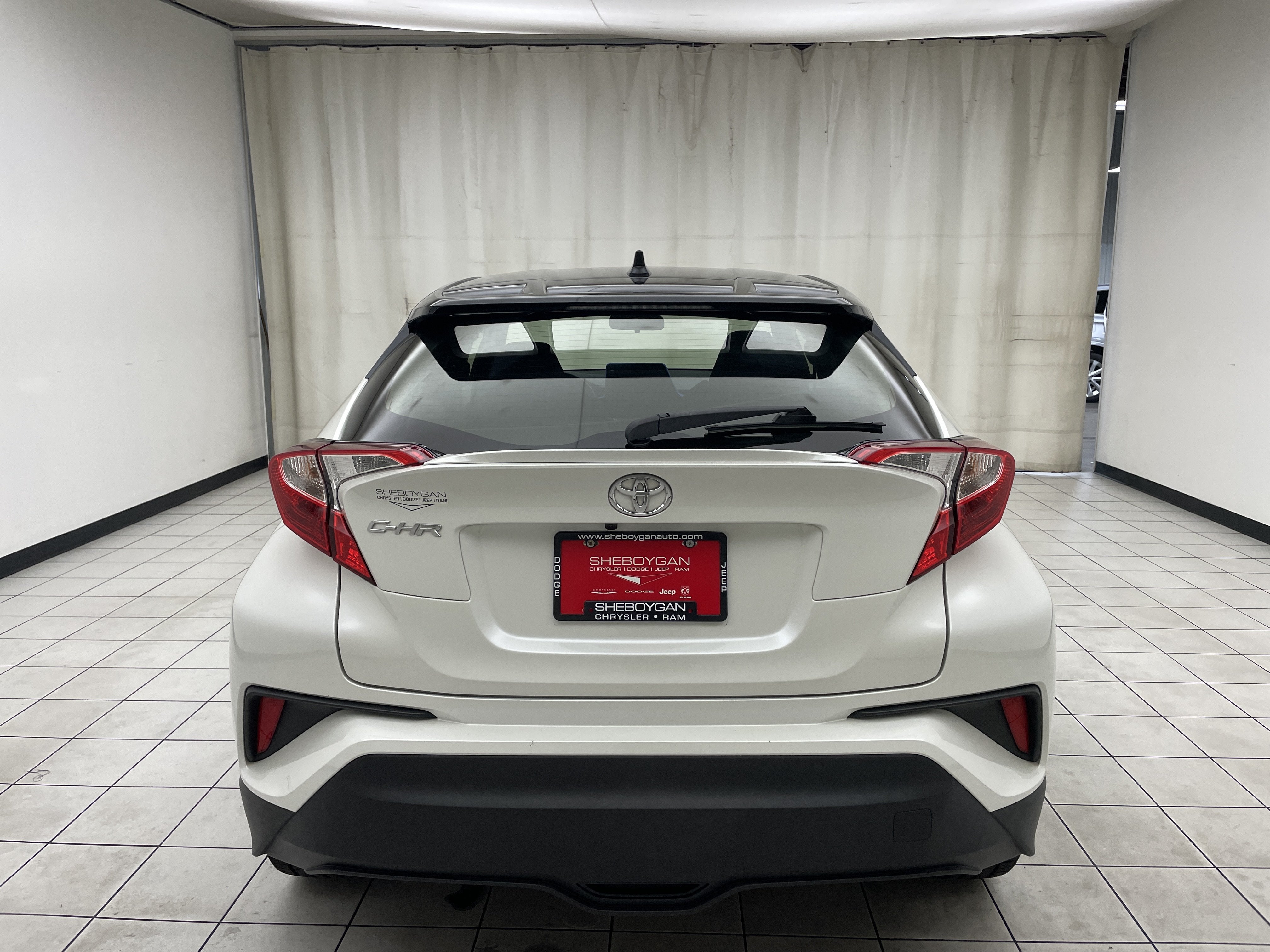 2020 Toyota C-HR LE
