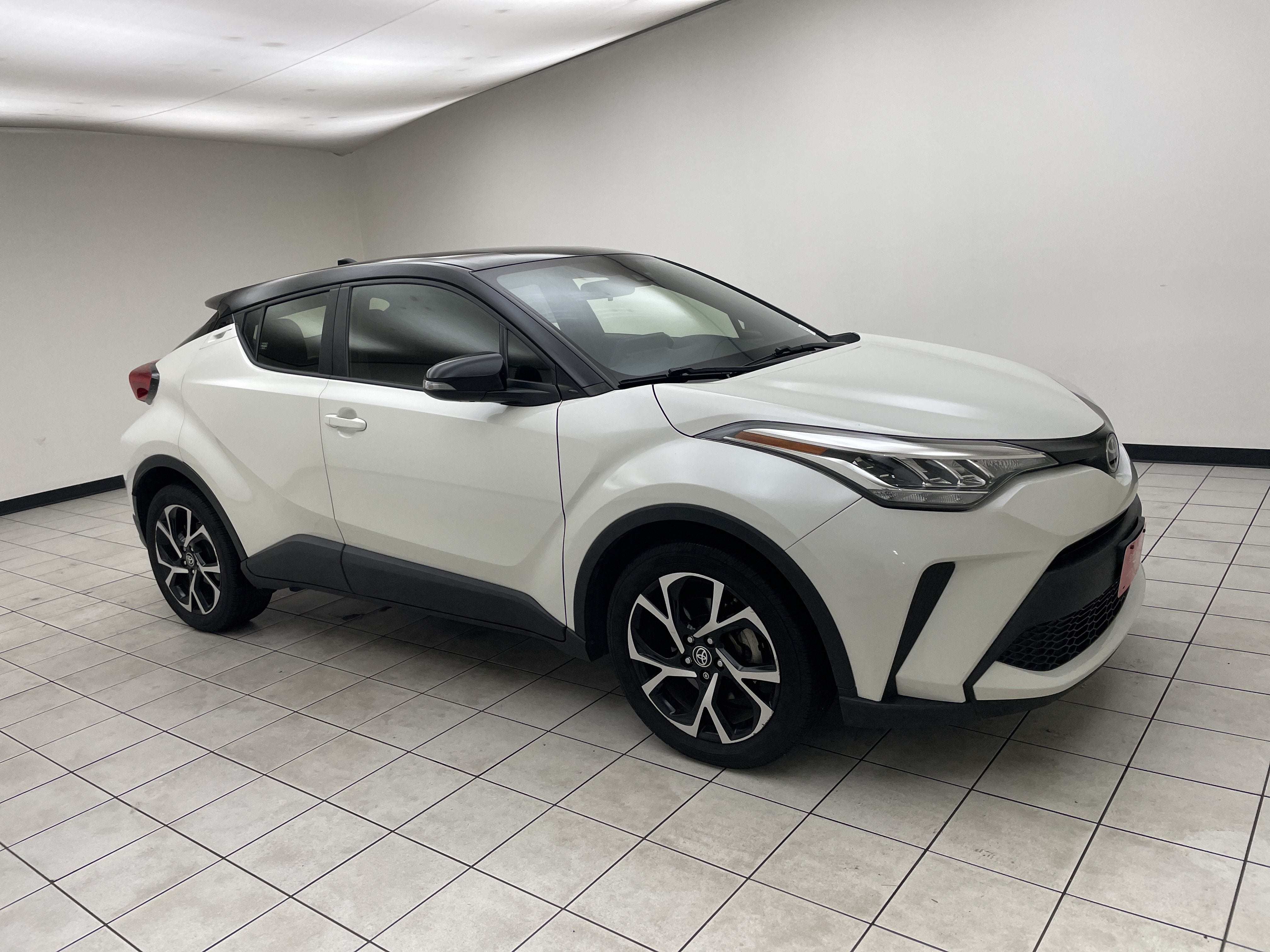2020 Toyota C-HR LE