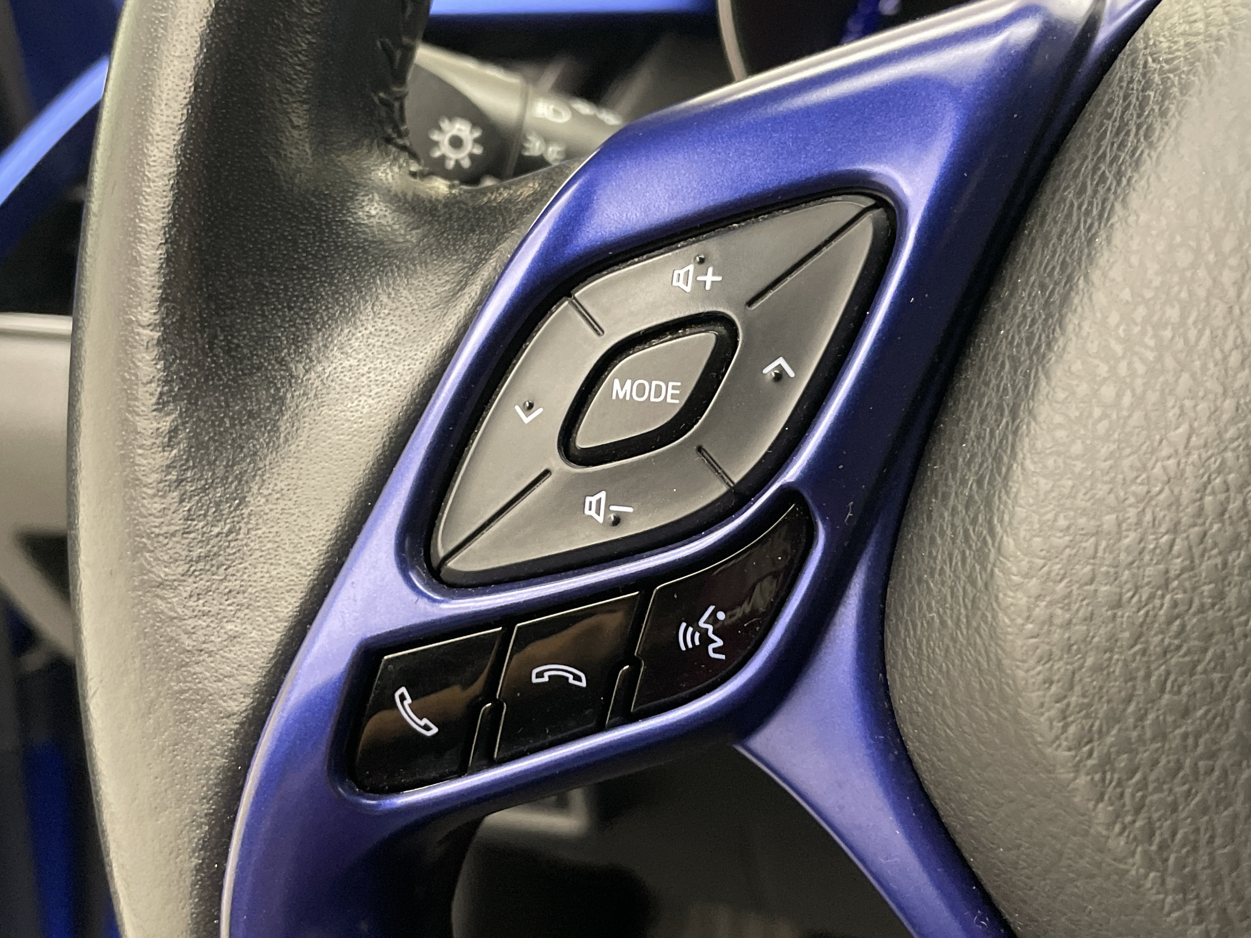 2020 Toyota C-HR XLE