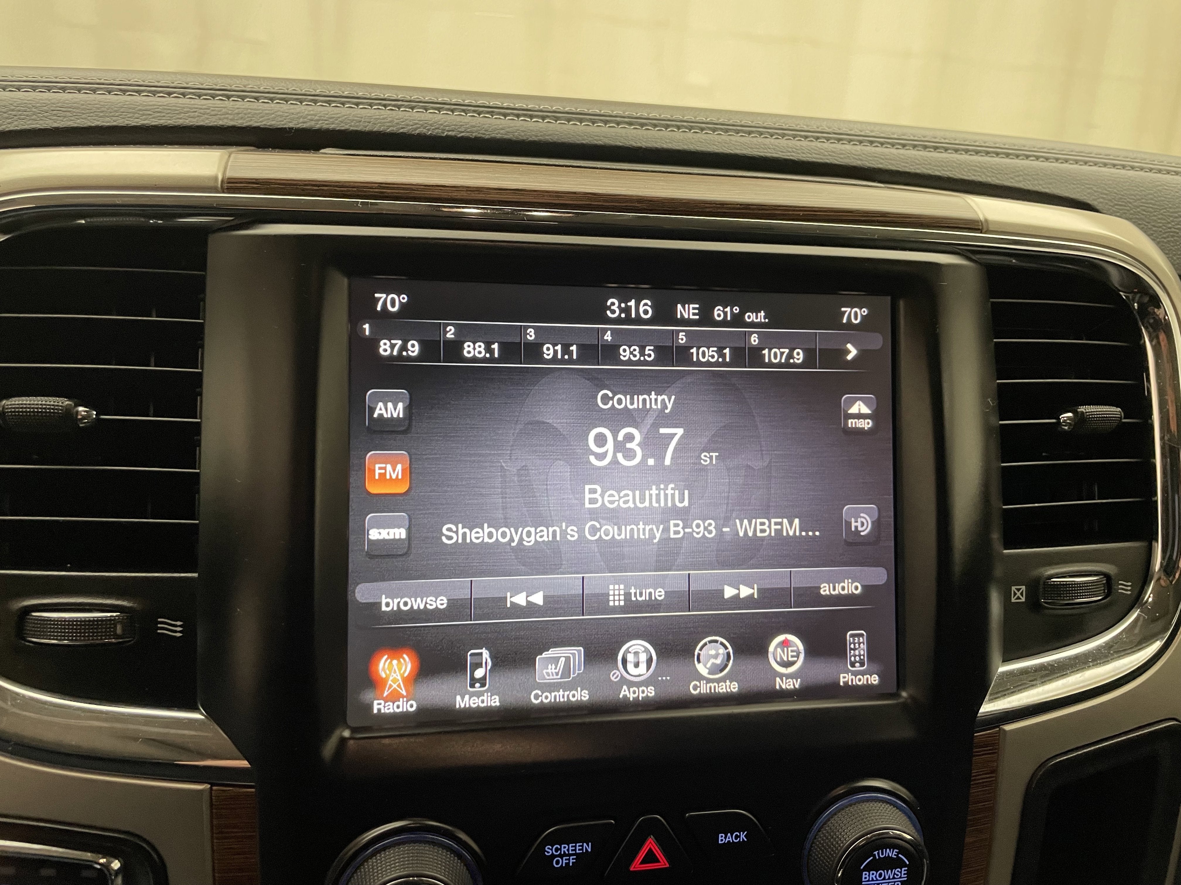 2016 RAM 1500 Laramie