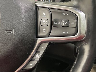 2019 RAM 1500 Laramie Crew Cab 4x4 5'7" Box