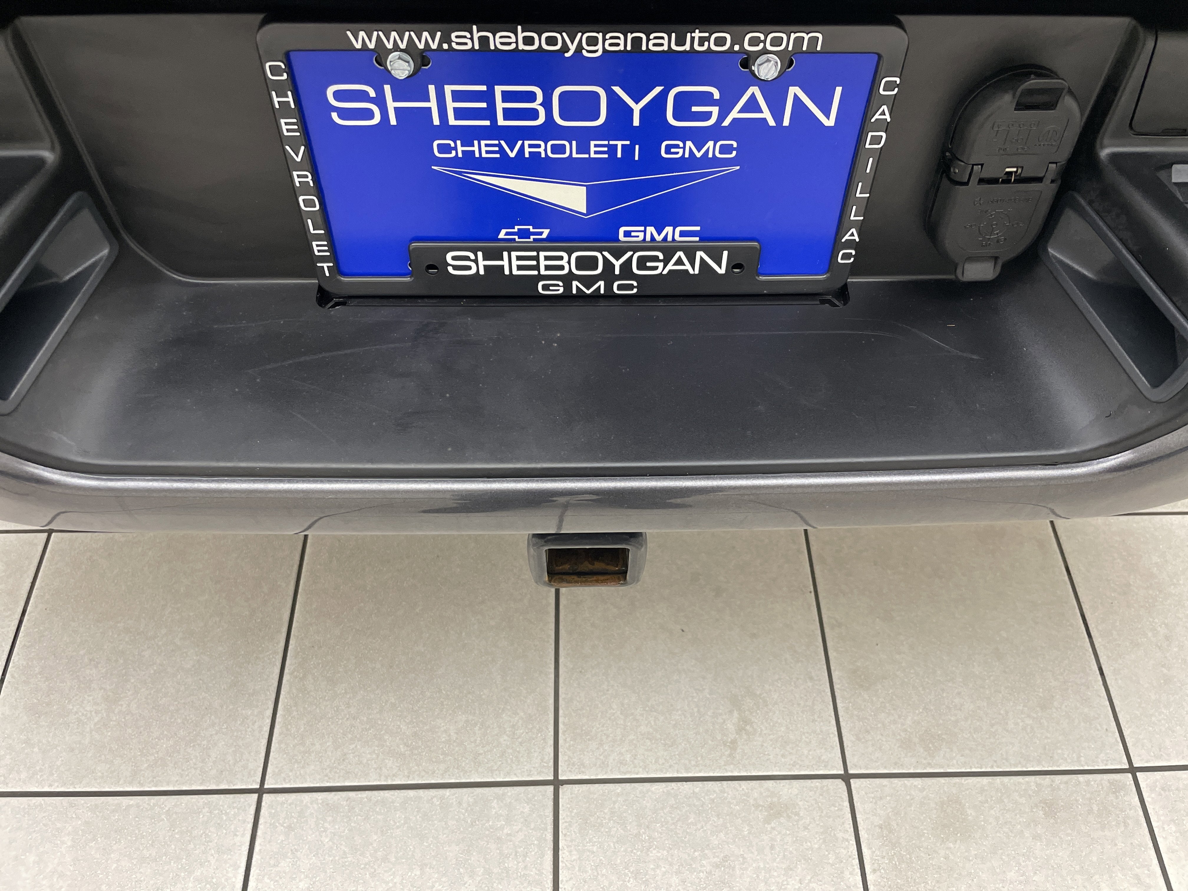 2022 RAM 1500 Laramie Crew Cab 4x4 6'4" Box
