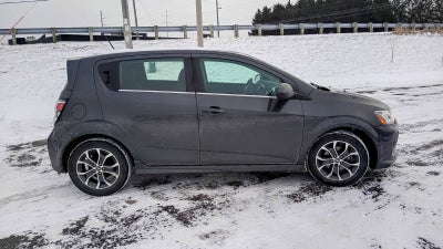 2017 Chevrolet Sonic LT