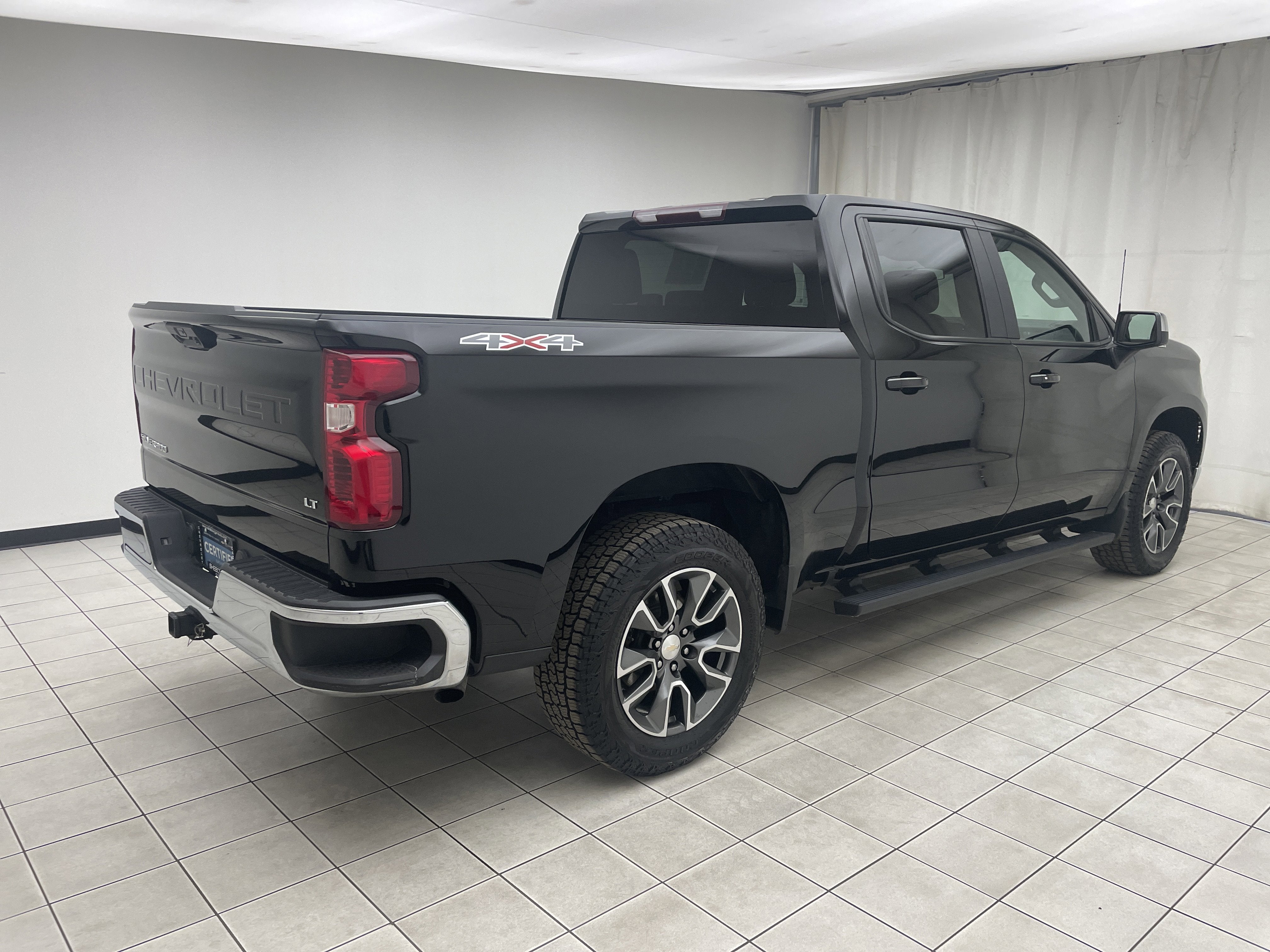 2022 Chevrolet Silverado 1500 LT (2FL)