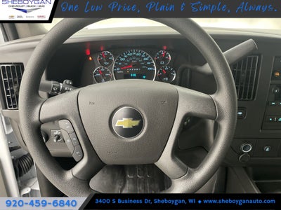 2025 Chevrolet Express Cargo WT