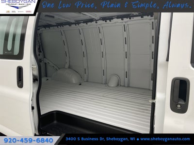 2025 Chevrolet Express Cargo WT