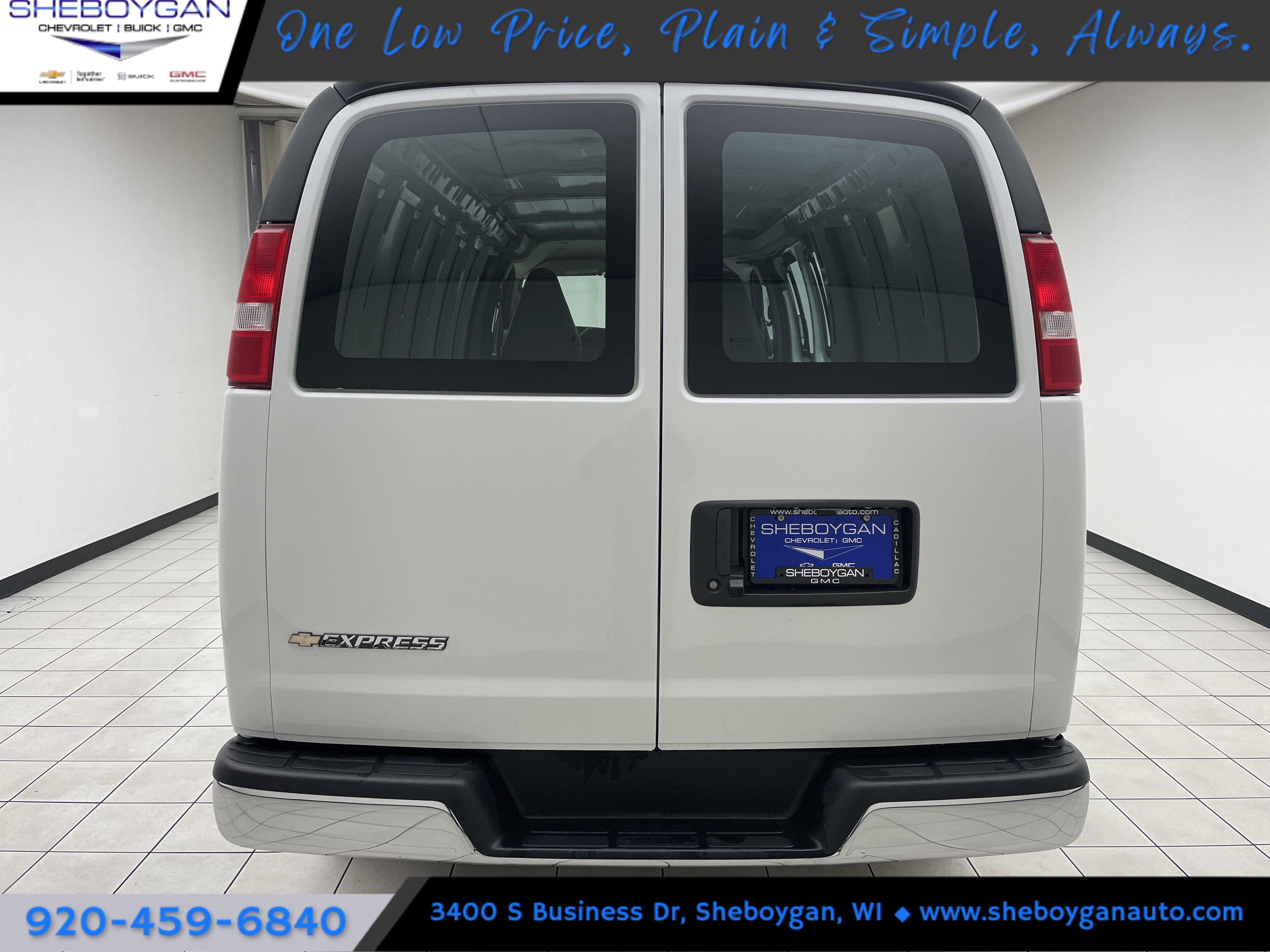 2025 Chevrolet Express Cargo WT