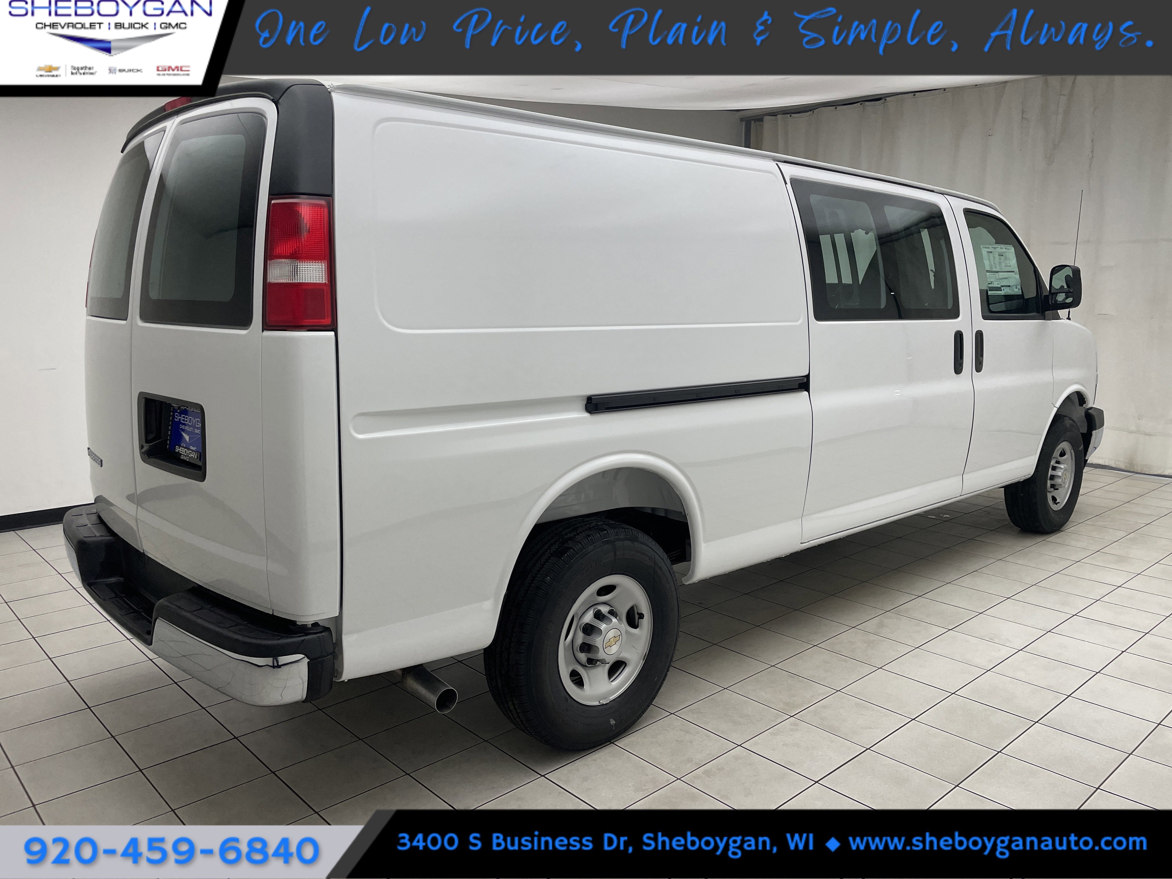 2025 Chevrolet Express Cargo WT