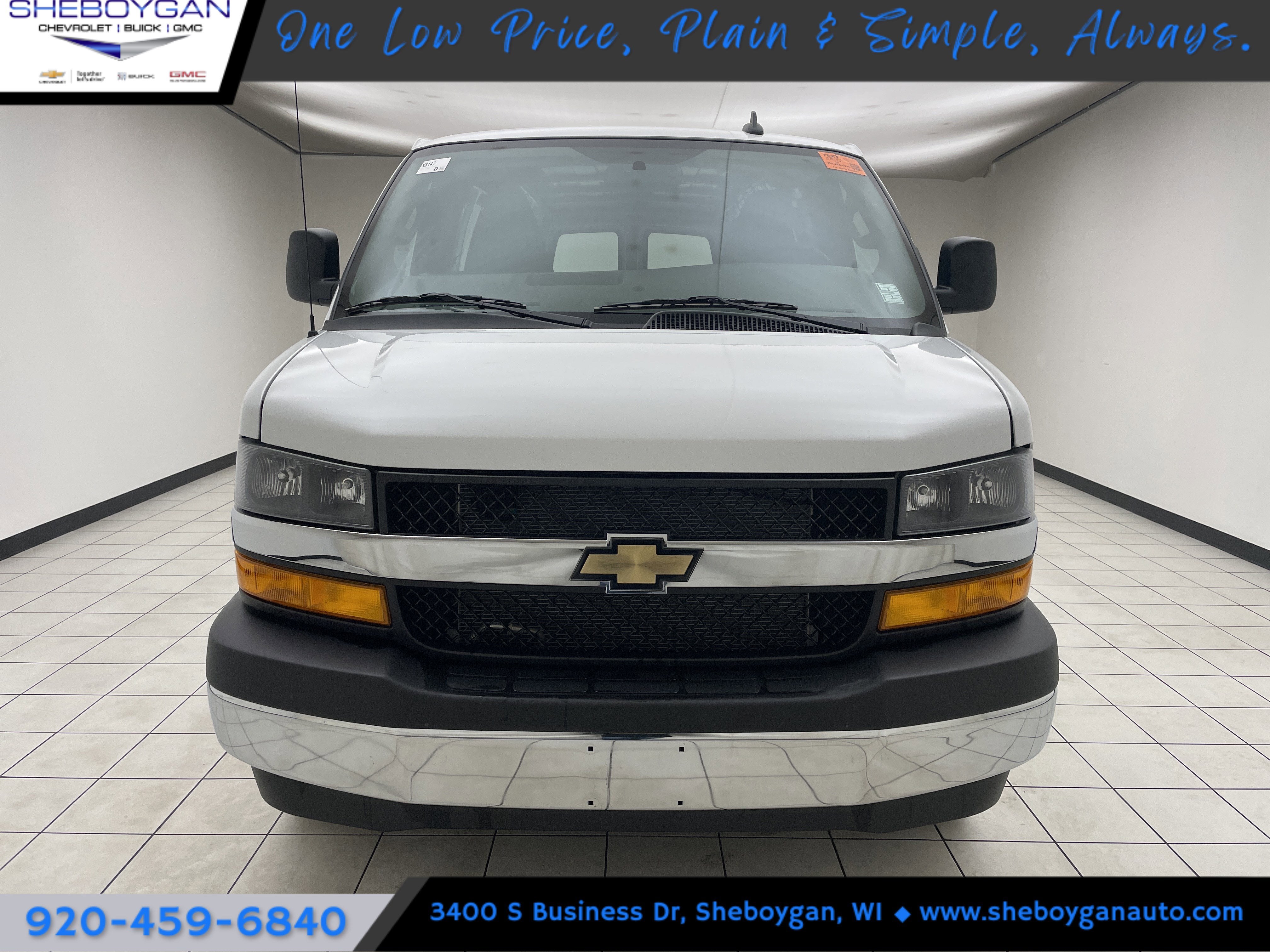 2025 Chevrolet Express Cargo WT