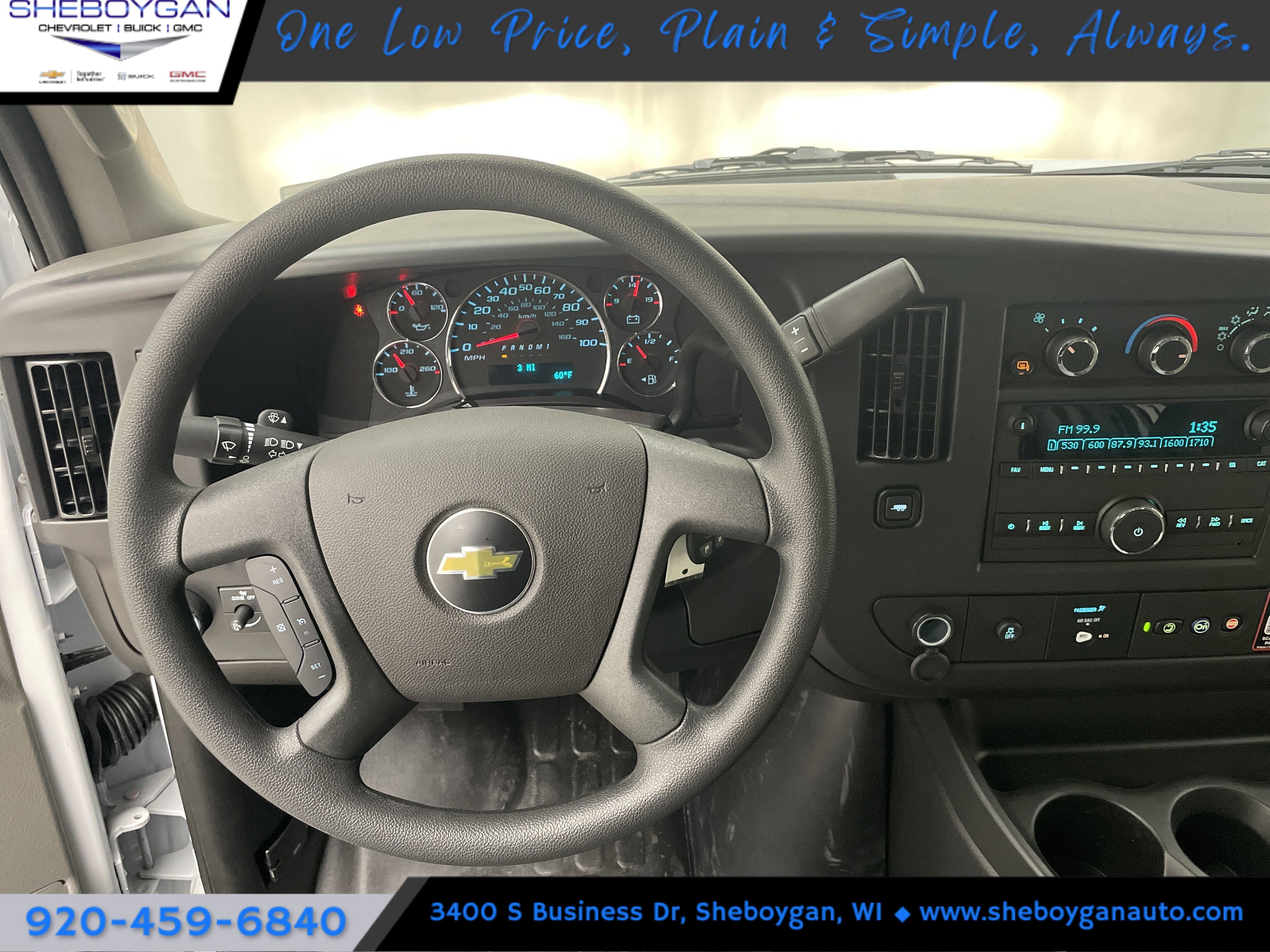 2025 Chevrolet Express Cargo WT