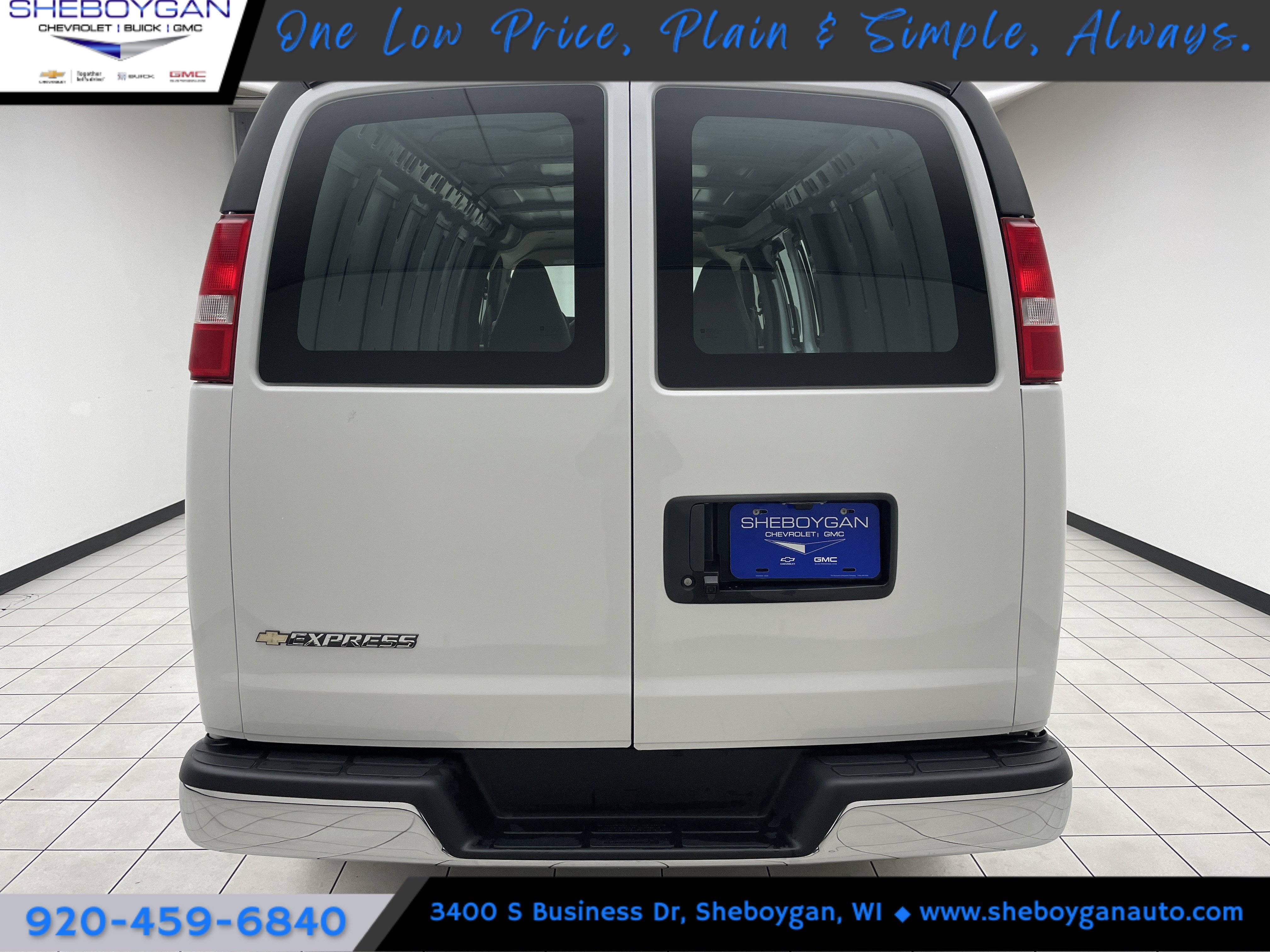 2025 Chevrolet Express Cargo WT