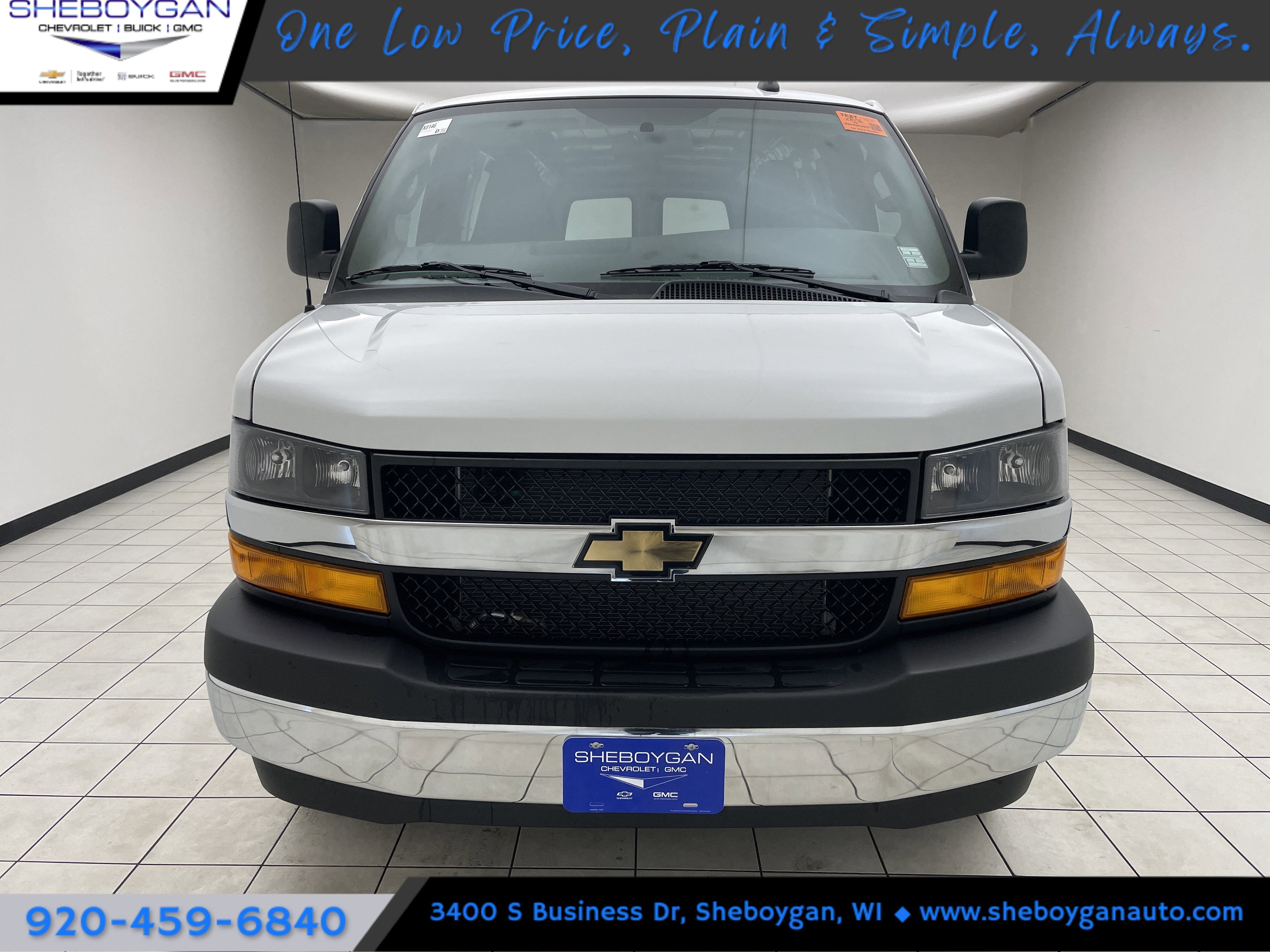 2025 Chevrolet Express Cargo WT