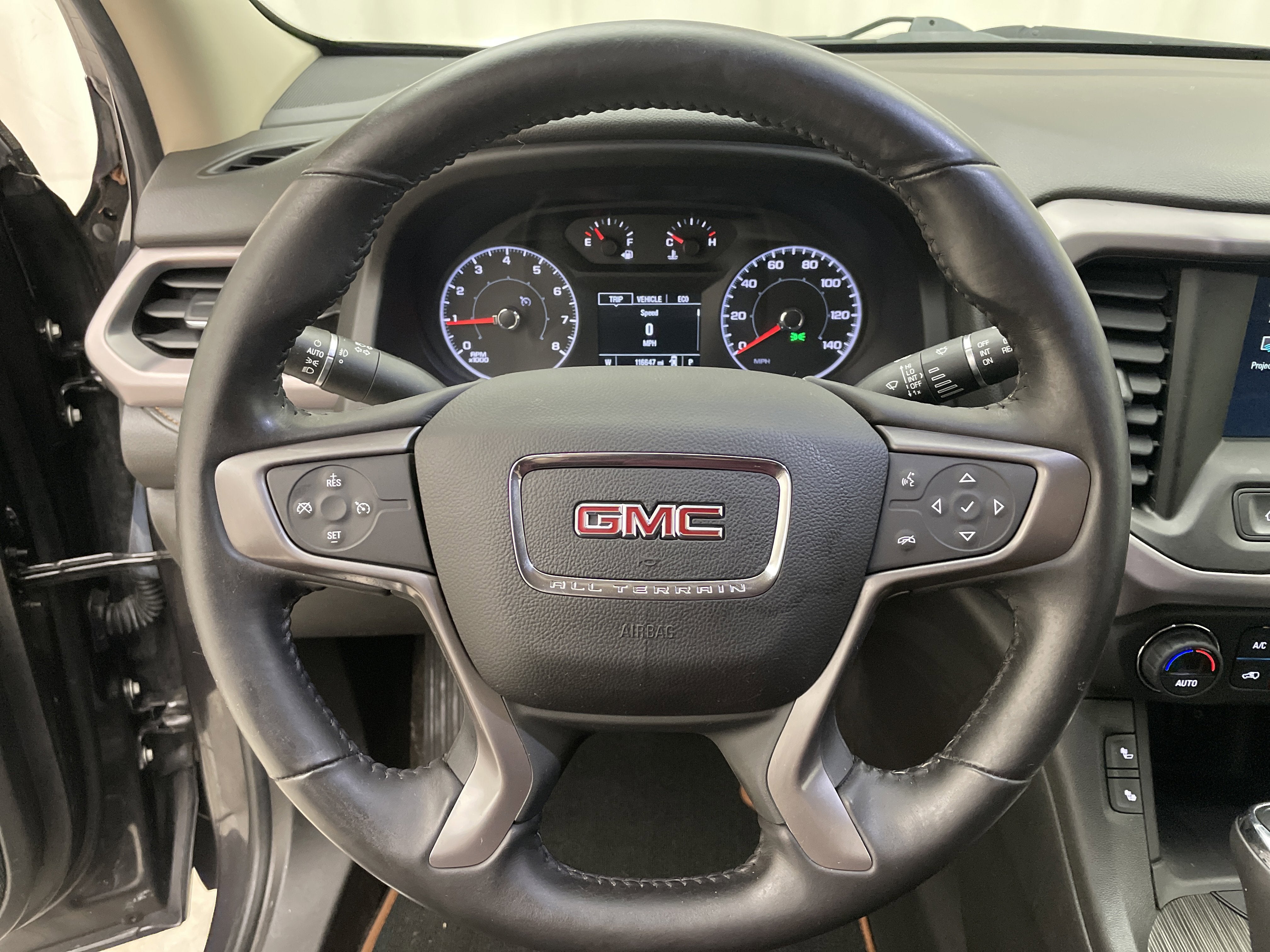 2017 GMC Acadia SLE