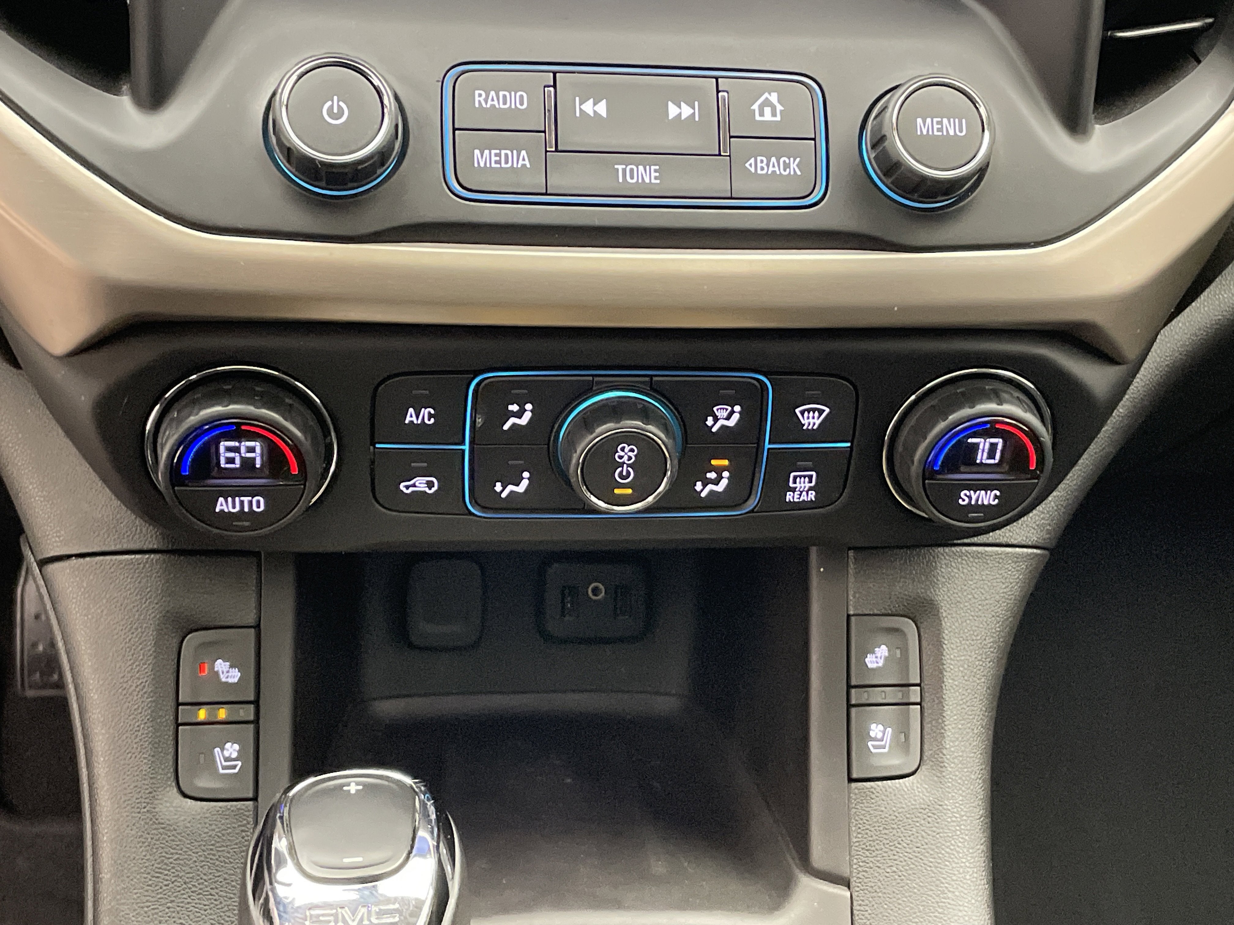 2018 GMC Acadia Denali