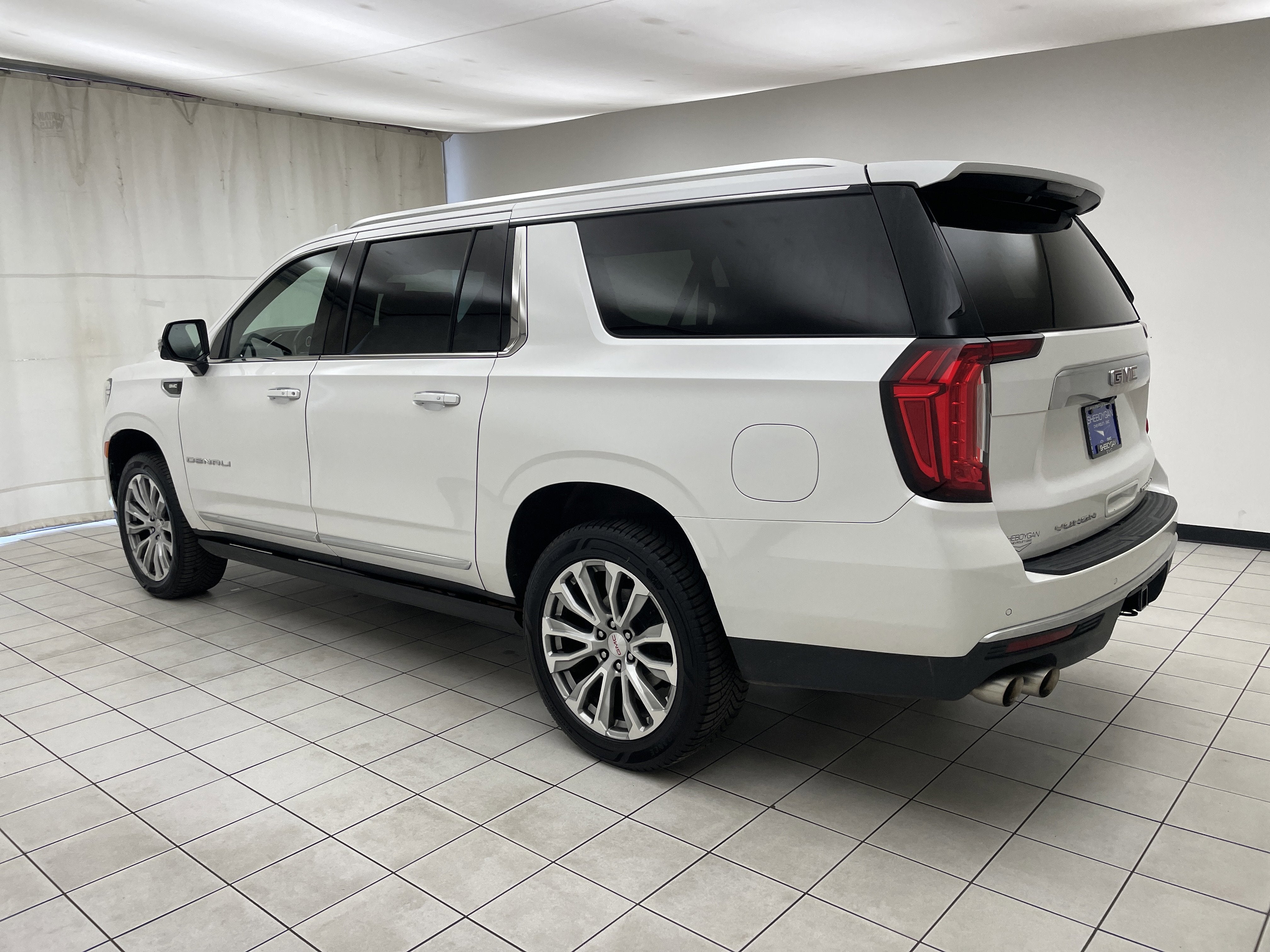2022 GMC Yukon XL Denali