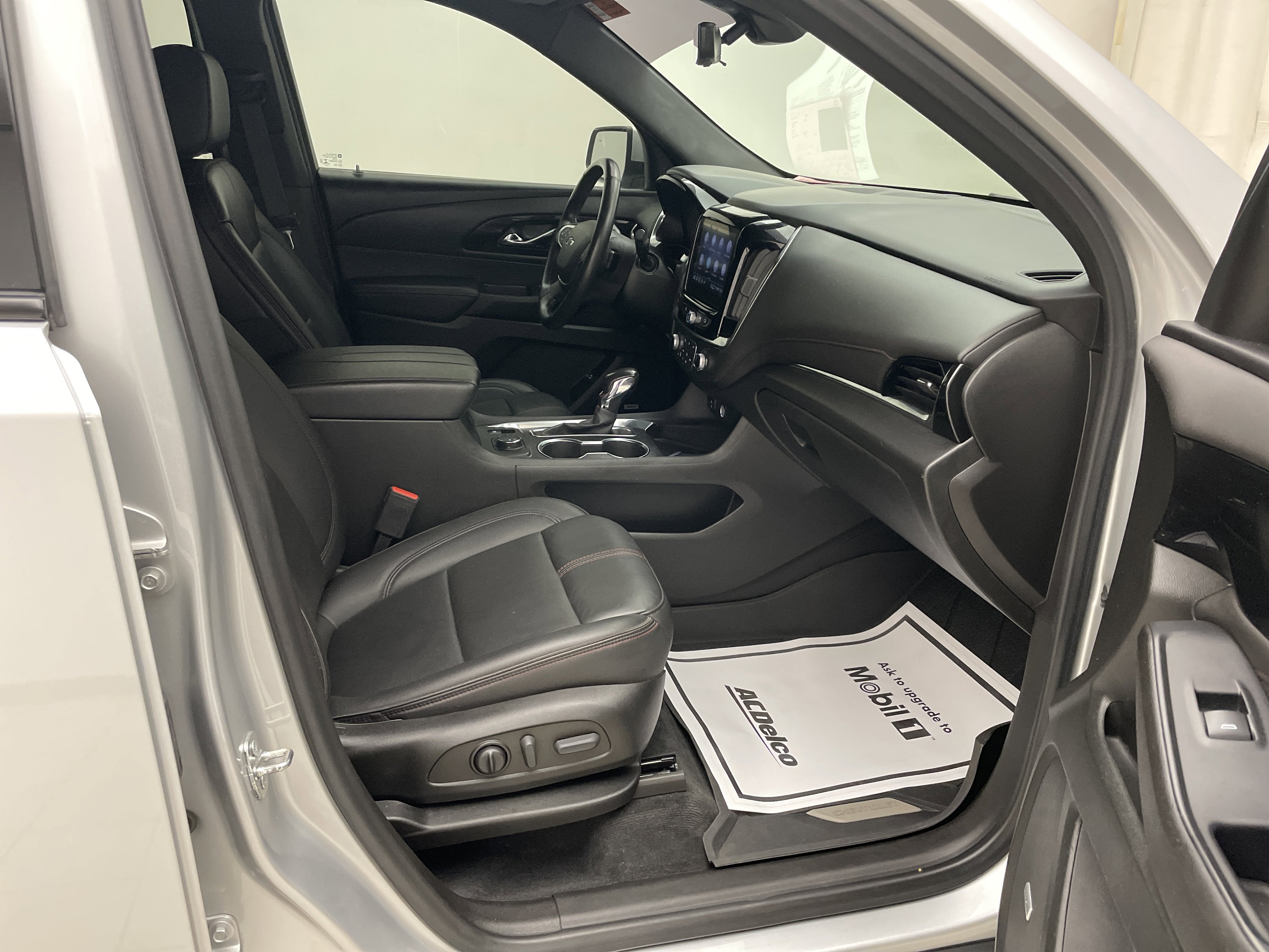 2022 Chevrolet Traverse RS